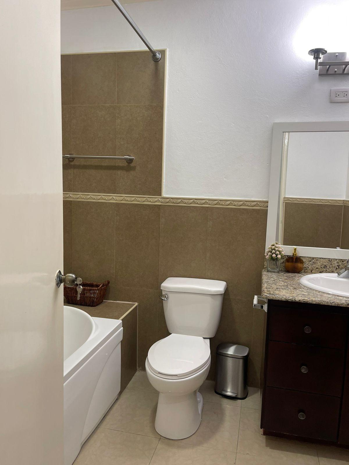 Apartment For Rent: OLD HOPE ROAD, MONTE CRIS, Kingston 6 | $1,400 photo 7