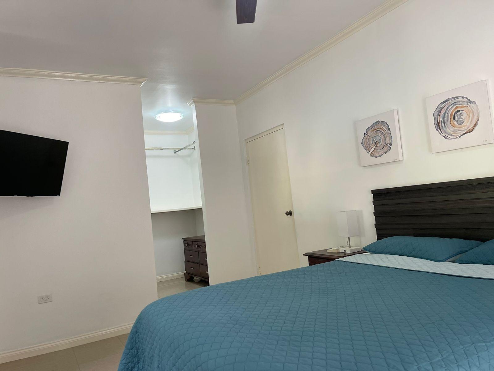 Apartment For Rent: OLD HOPE ROAD, MONTE CRIS, Kingston 6 | $1,400 photo 8