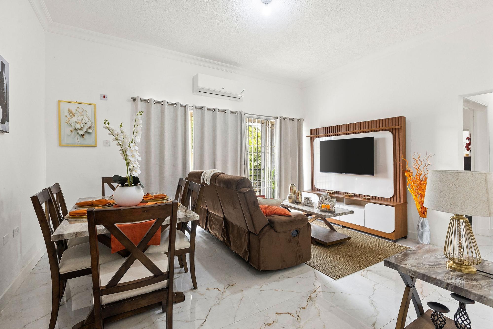 Apartment For Sale: BORDER AVENUE, Kingston 19 | $45,500,000 photo 4
