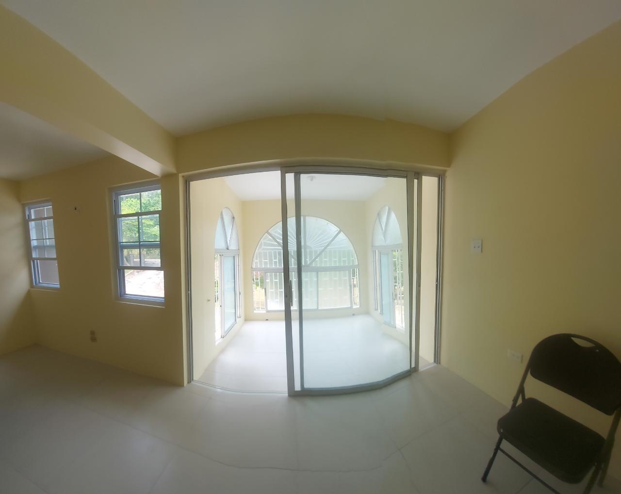 Apartment For Rent: TARUS TERR, SMOKEY VALE, Kingston 19 | $90,000 photo 3