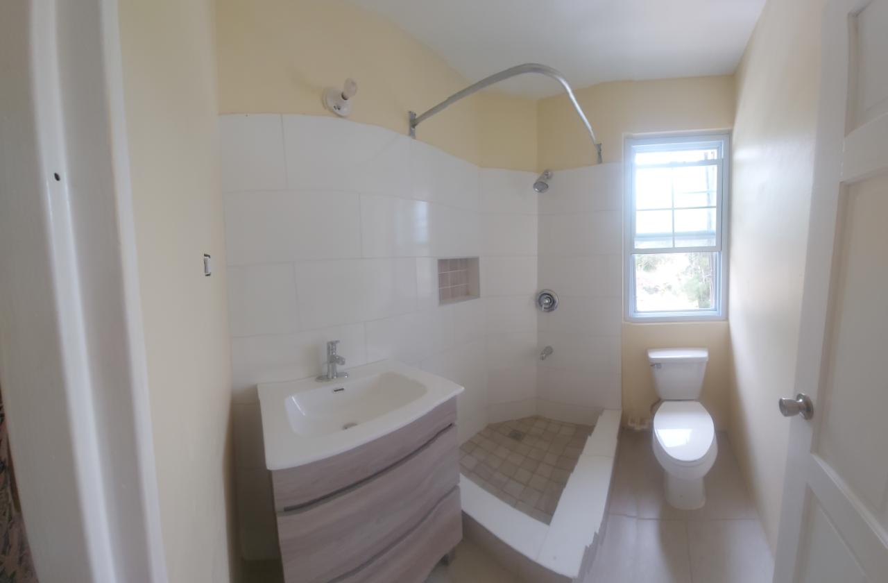 Apartment For Rent: TARUS TERR, SMOKEY VALE, Kingston 19 | $90,000 photo 7
