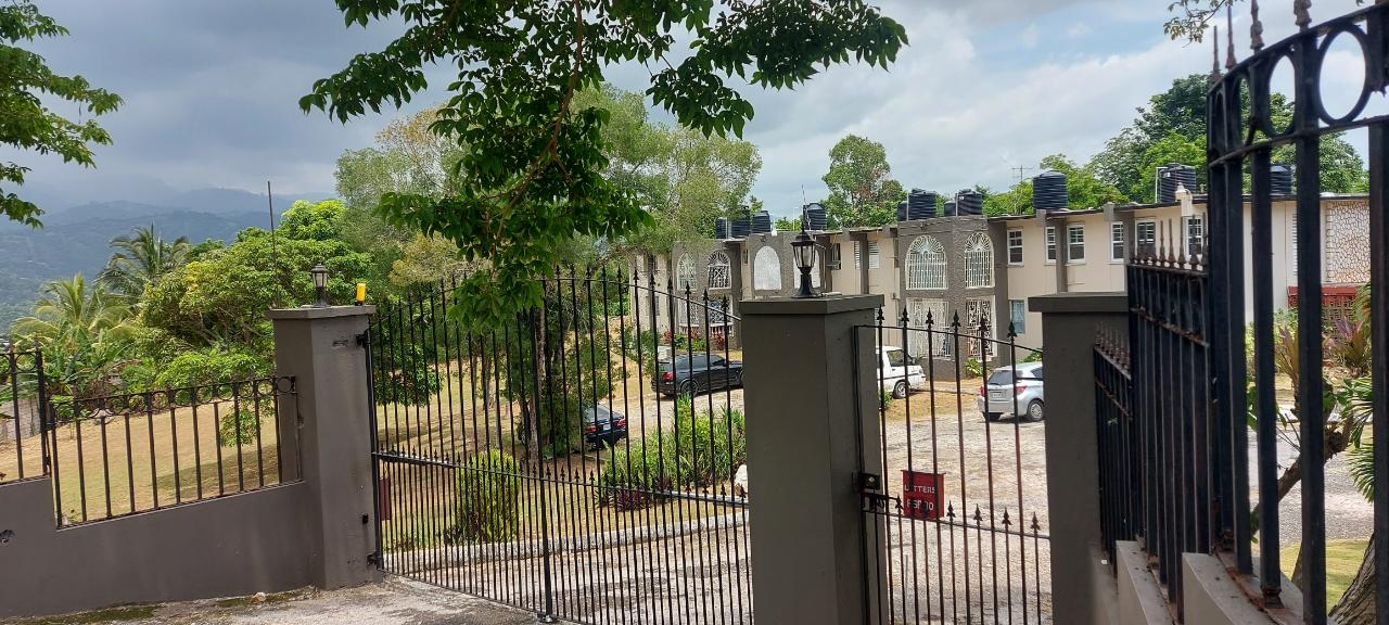 Apartment For Rent: TARUS TERR, SMOKEY VALE, Kingston 19 | $90,000 photo 8