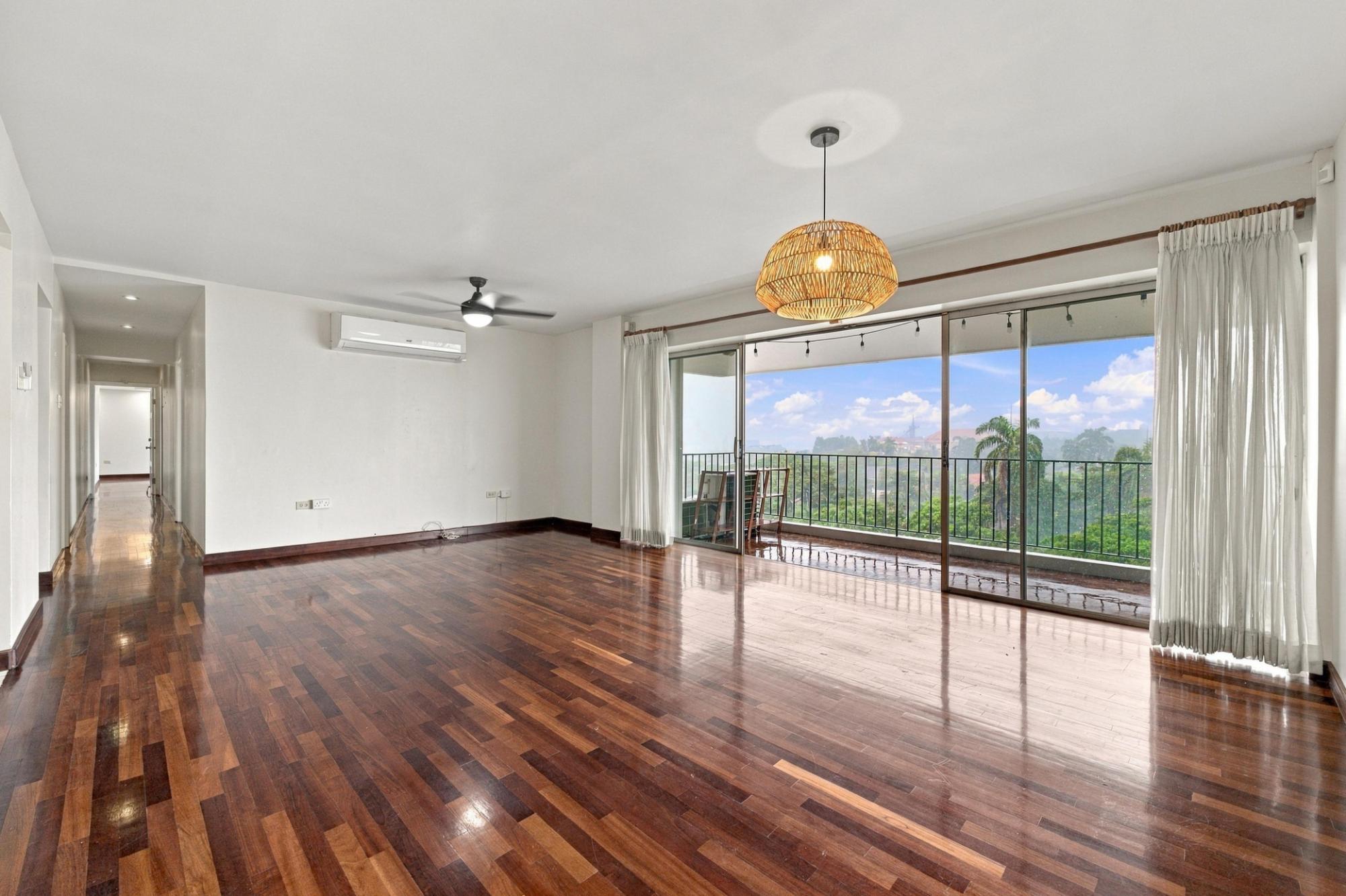 Apartment For Sale: MANOR PARK DRIVE, Kingston 8 | $695,000 photo 2