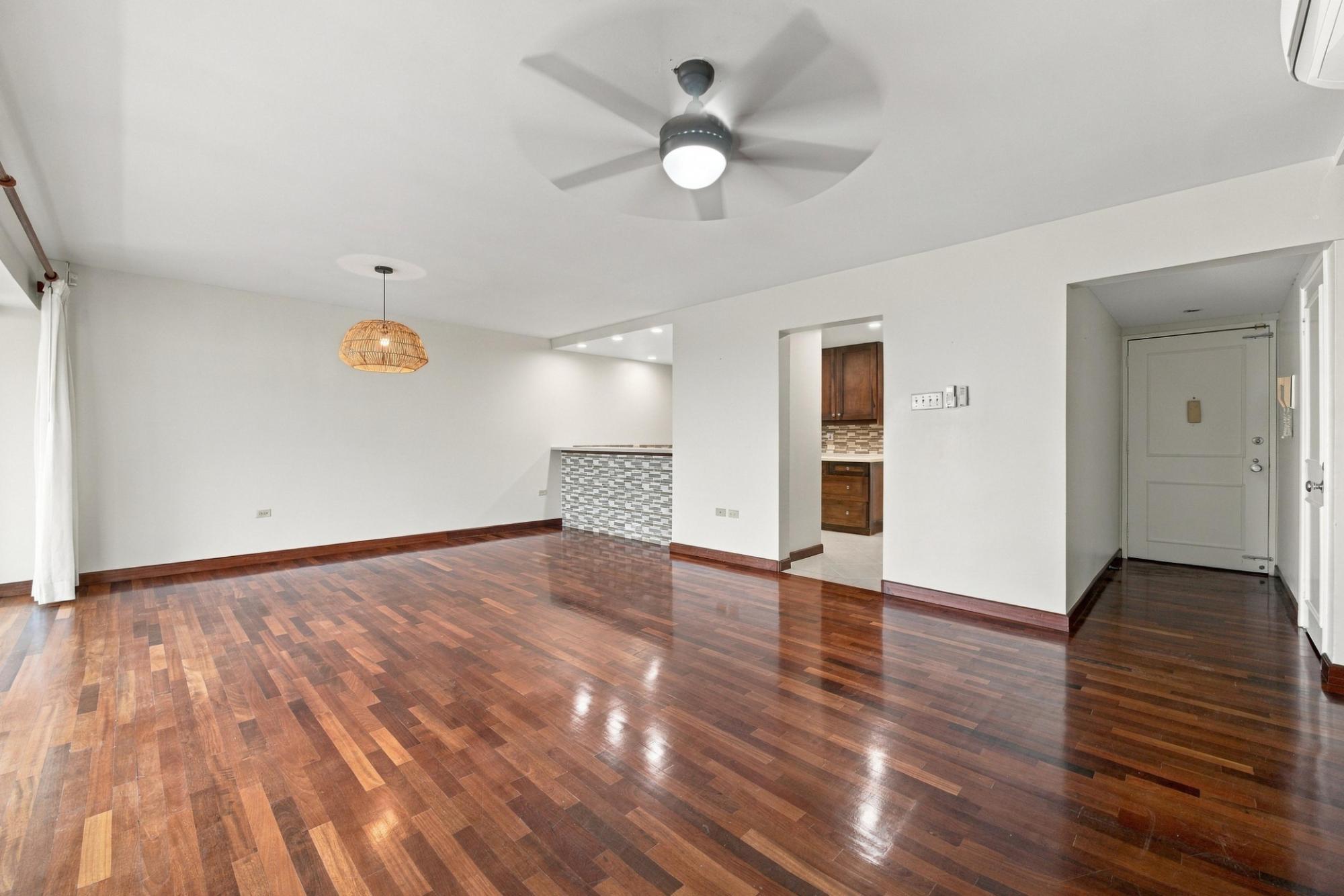 Apartment For Sale: MANOR PARK DRIVE, Kingston 8 | $695,000 photo 3