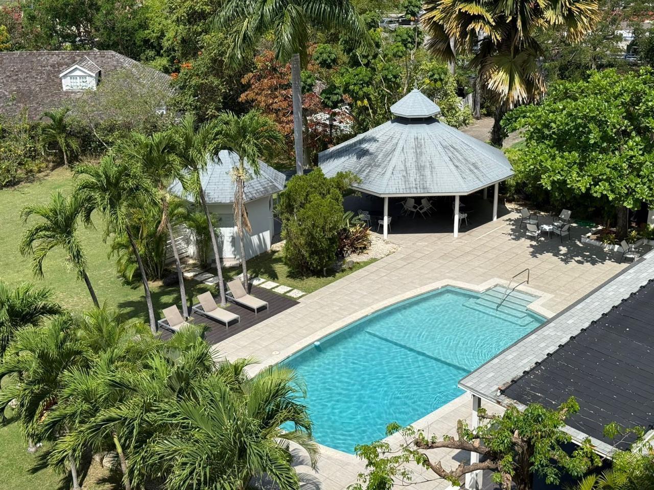 Apartment For Sale: MANOR PARK DRIVE, Kingston 8 | $695,000 photo 17