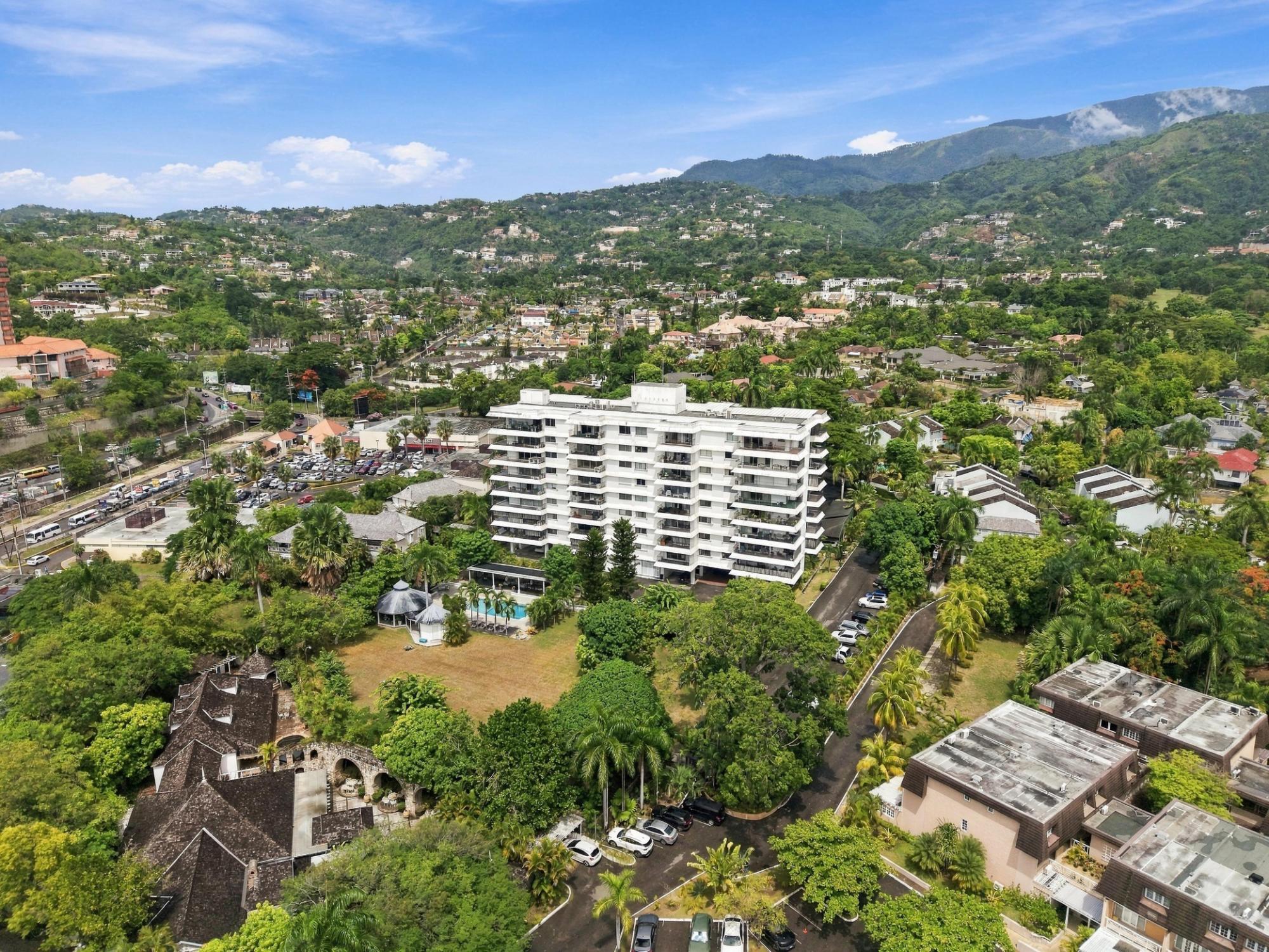 Apartment For Sale: MANOR PARK DRIVE, Kingston 8 | $695,000 photo 19