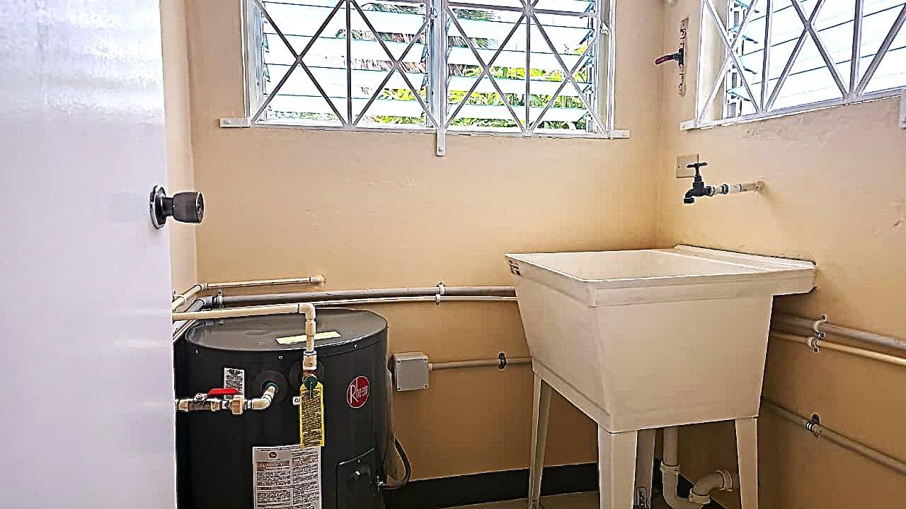 Apartment For Rent: BREADNUT CLOSE, Bridgeport | $70,000 photo 13