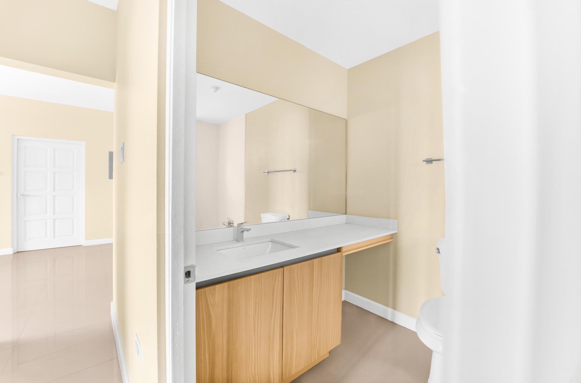 Apartment For Rent: BAY FRONT VILLAS, Port Henderson | $145,000 photo 2