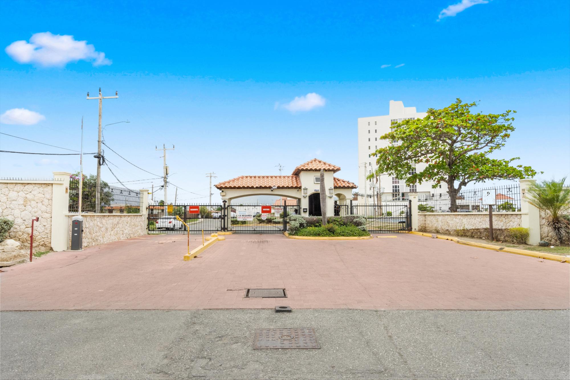 Apartment For Rent: BAY FRONT VILLAS, Port Henderson | $145,000 photo 14