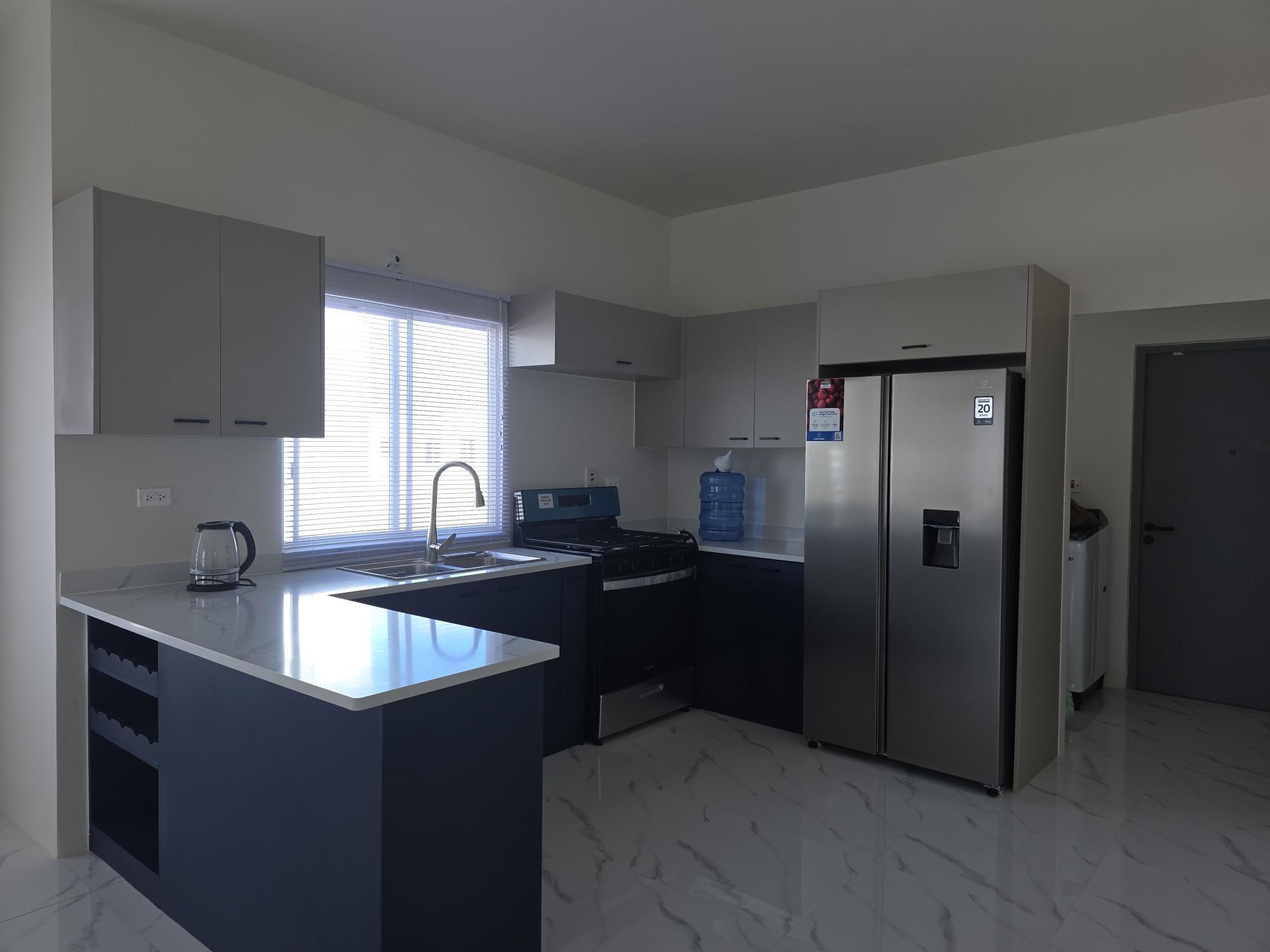 House For Rent: CORAL SPRING ESTATE, Coral Spring | $160,000 photo 5