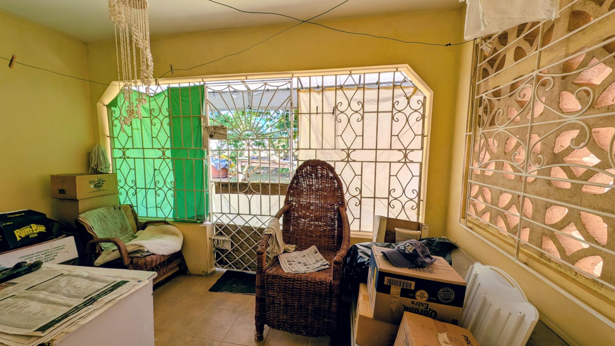 House For Sale: MONEAGUE HOUSING SCHEME, Moneague | $30,000,000 photo 5