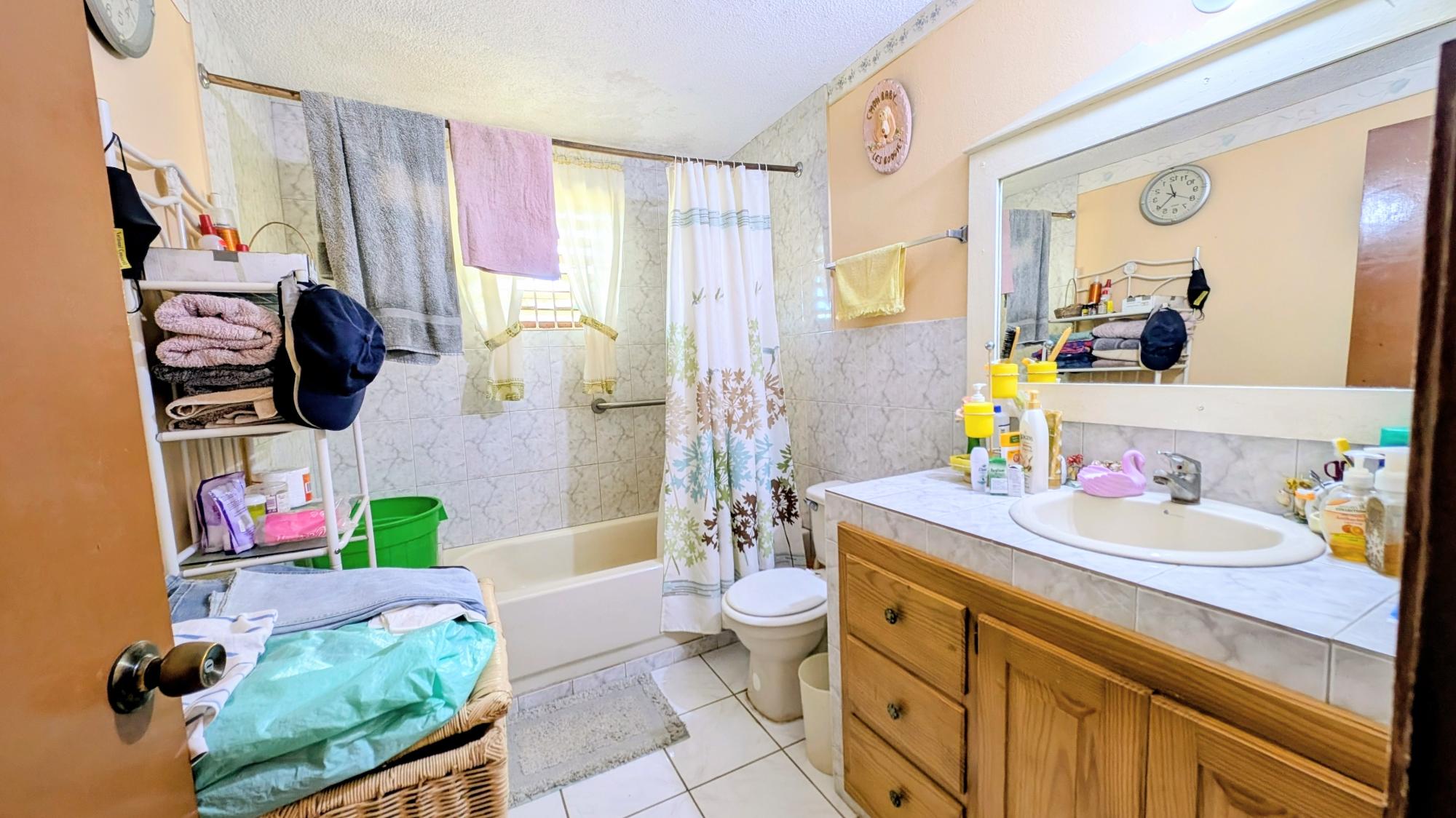 House For Sale: MONEAGUE HOUSING SCHEME, Moneague | $30,000,000 photo 15