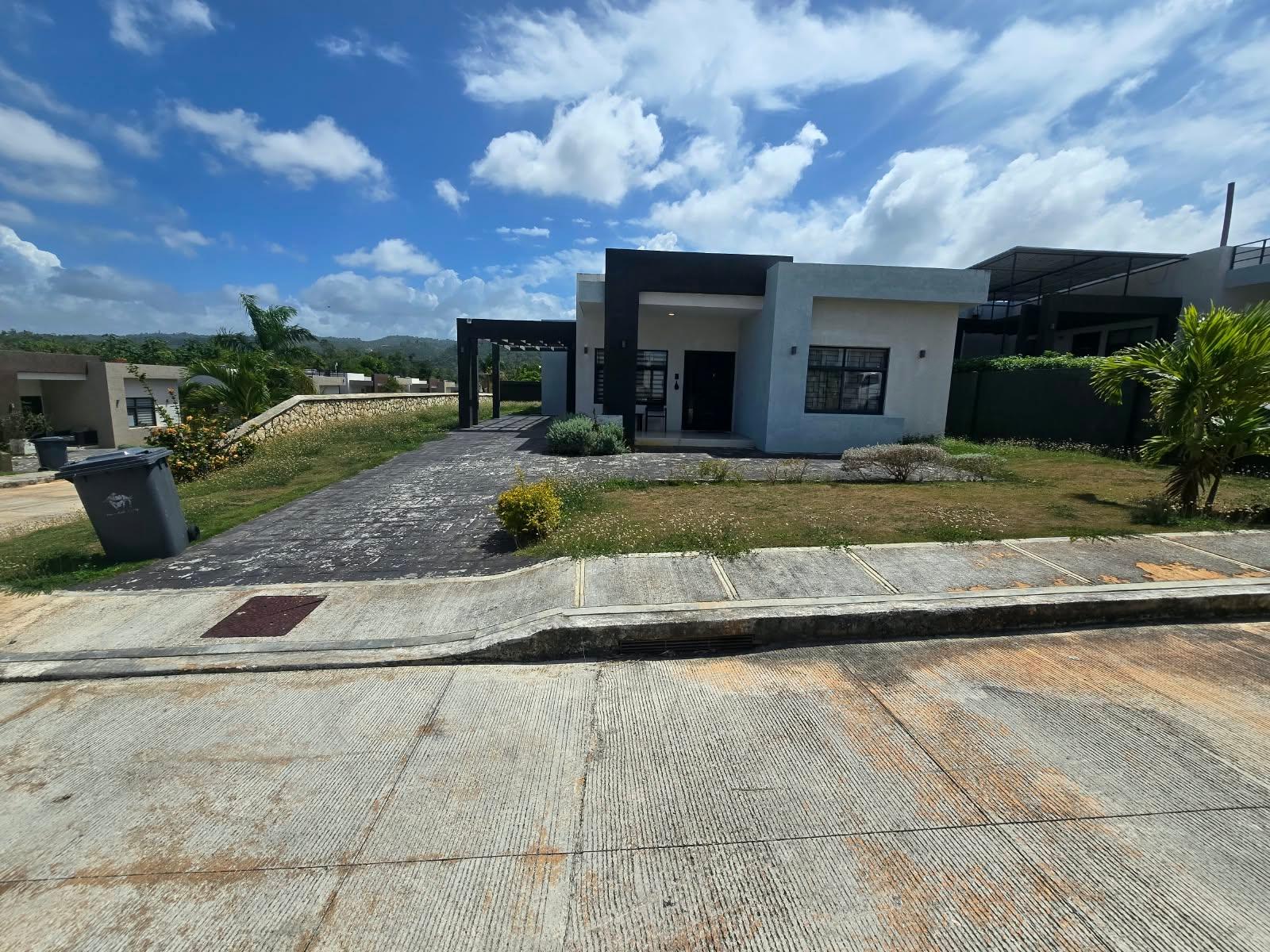 House For Sale: PYRAMID POINT, PHASE 1, Ocho Rios | $65,500,000