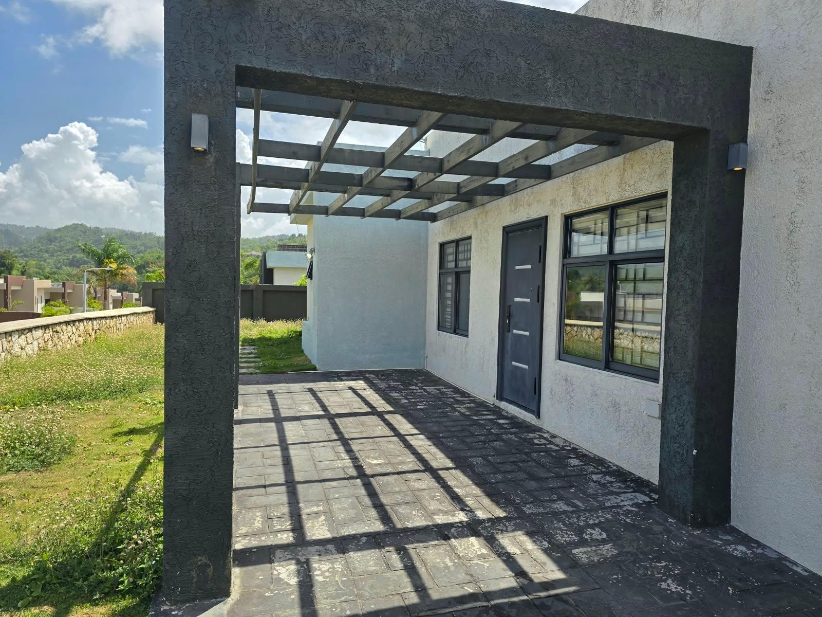 House For Sale: PYRAMID POINT, PHASE 1, Ocho Rios | $65,500,000 photo 2