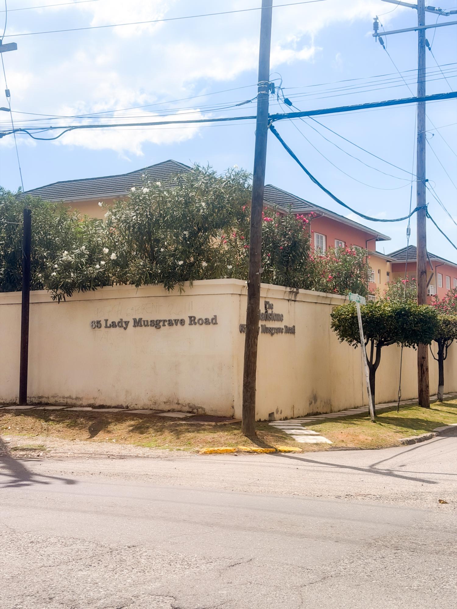 Apartment For Rent: LADY MUSGRAVE ROAD, Kingston 6 | $210,000 photo 16
