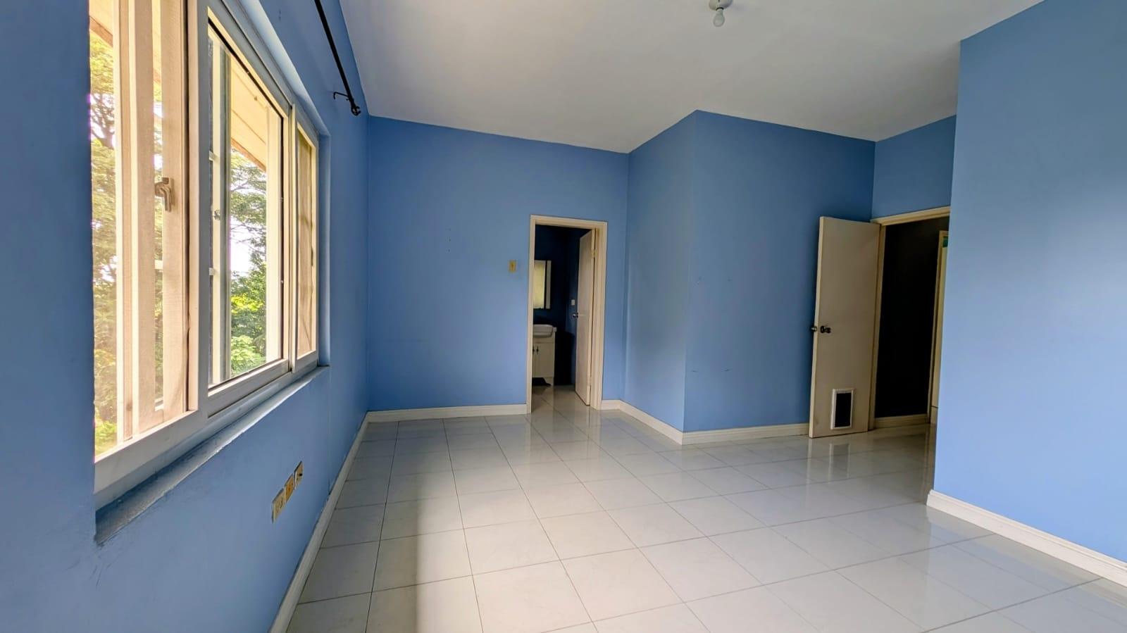 Apartment For Rent: CHARLTON AVENUE, KINGSTON, Kingston 8 | $220,000 photo 5