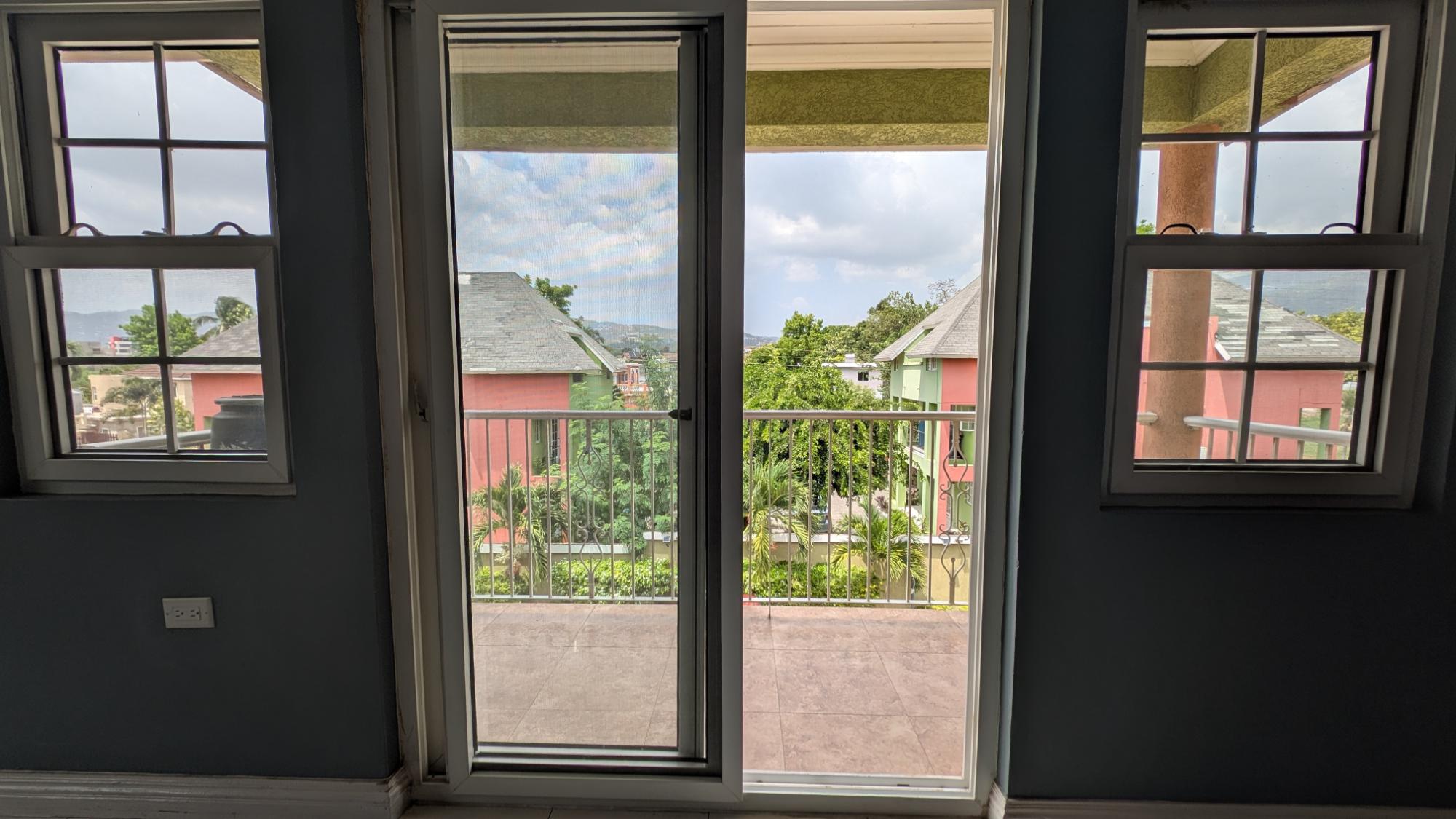 Apartment For Rent: CHARLTON AVENUE, KINGSTON, Kingston 8 | $220,000 photo 12