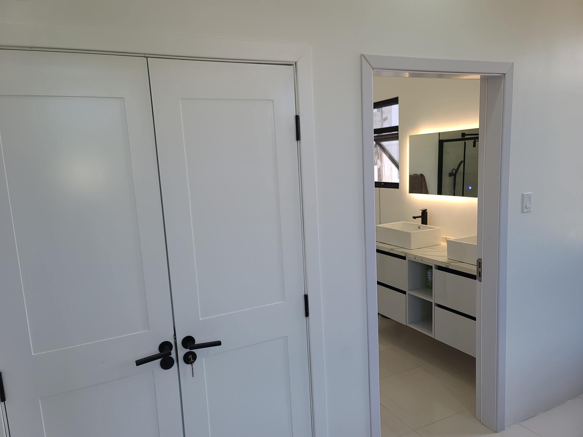Apartment For Sale: VISTA CIELO, CARDIFF HALL, Runaway Bay | $330,000 photo 18