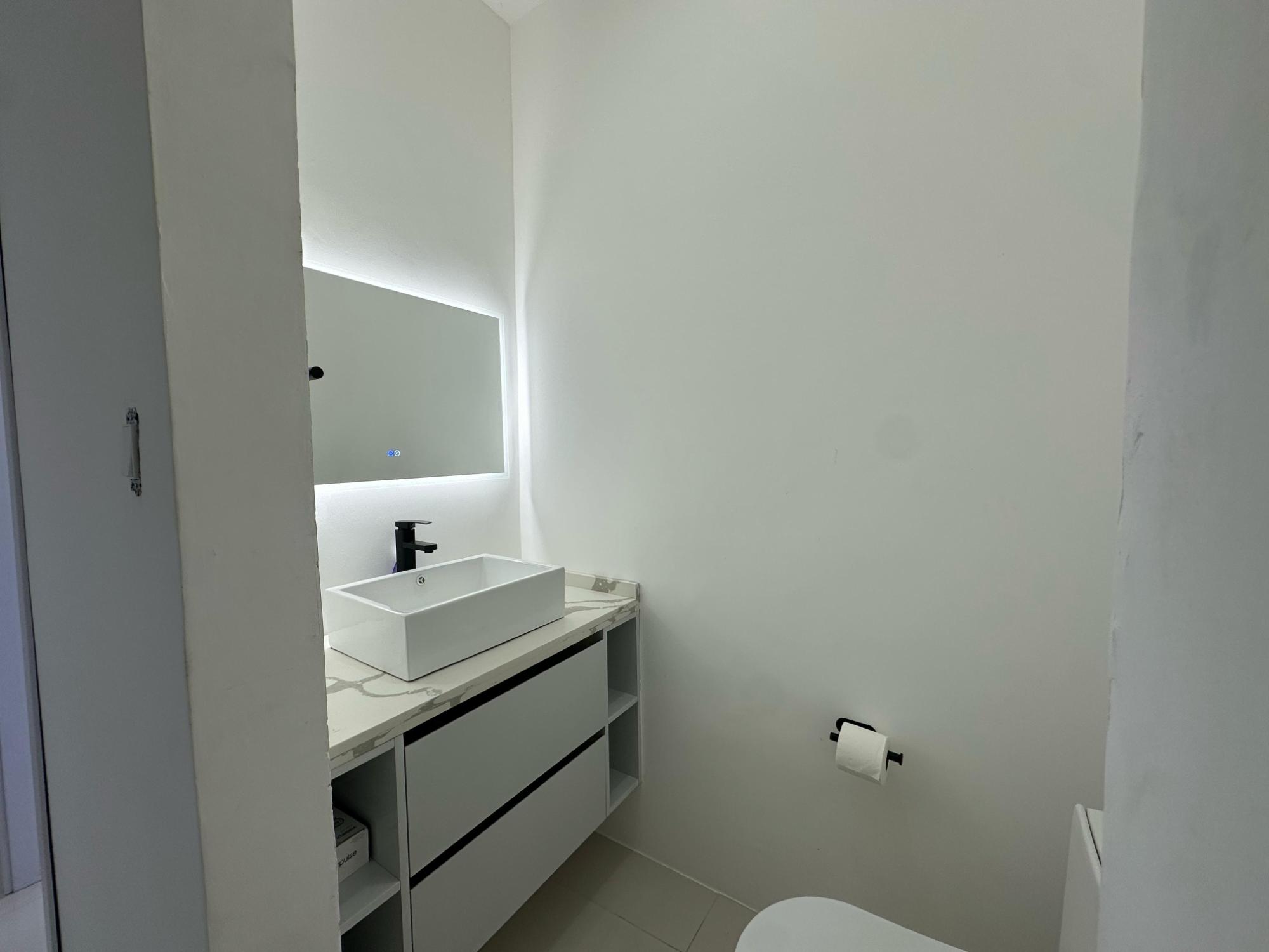 Apartment For Sale: VISTA CIELO, CARDIFF HALL, Runaway Bay | $350,000 photo 23