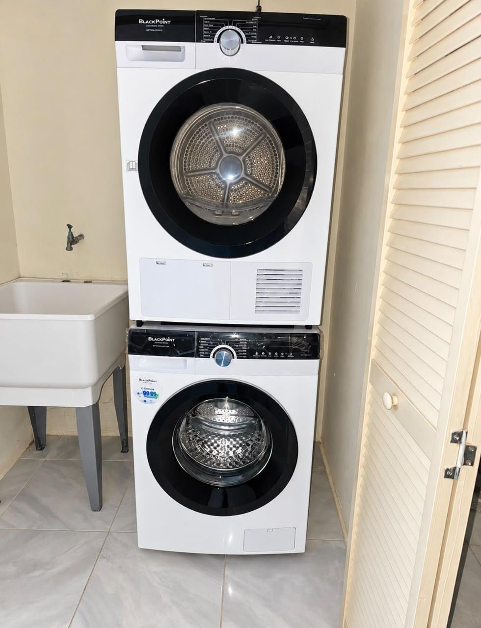 Townhouse For Rent: CAMELOT VILLAGE, Discovery Bay | $1,300 photo 7