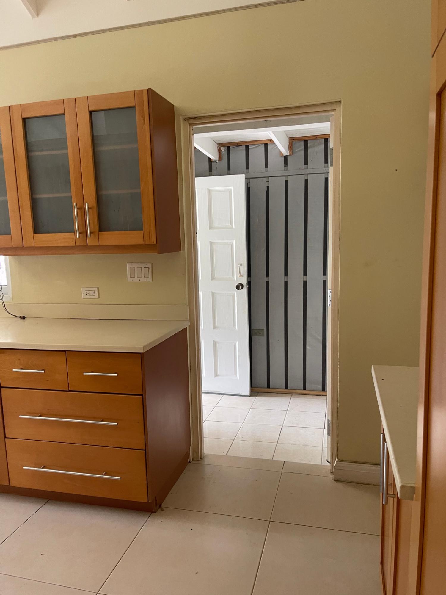 House For Rent: COOL SHADE, Laughlands | $1,400 photo 13