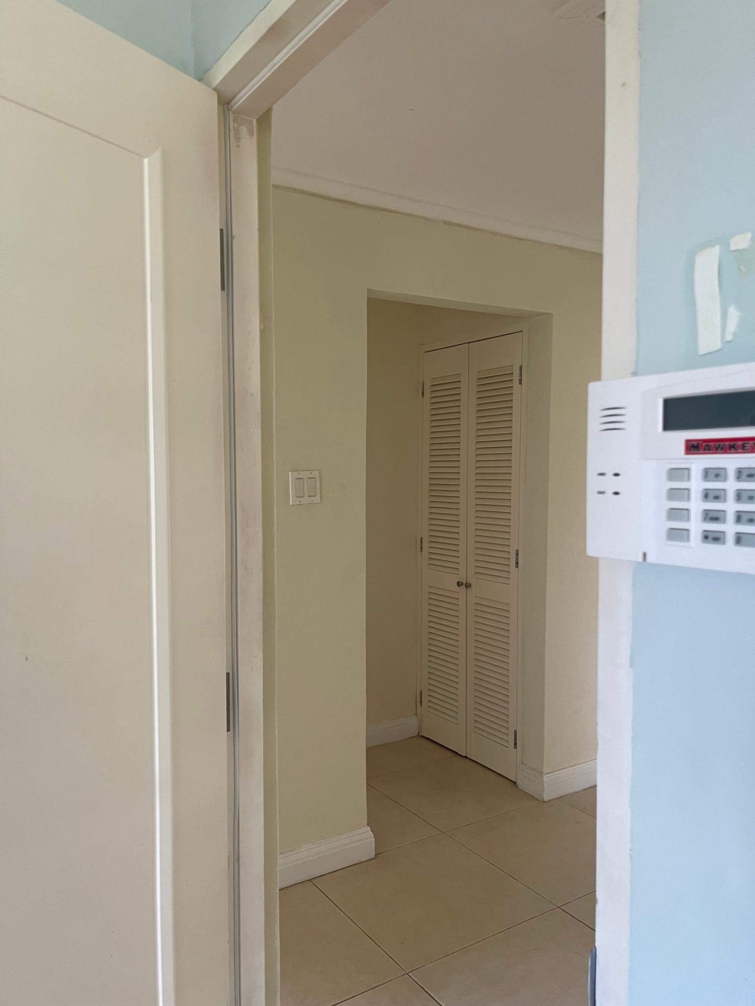House For Rent: COOL SHADE, Laughlands | $1,400 photo 20