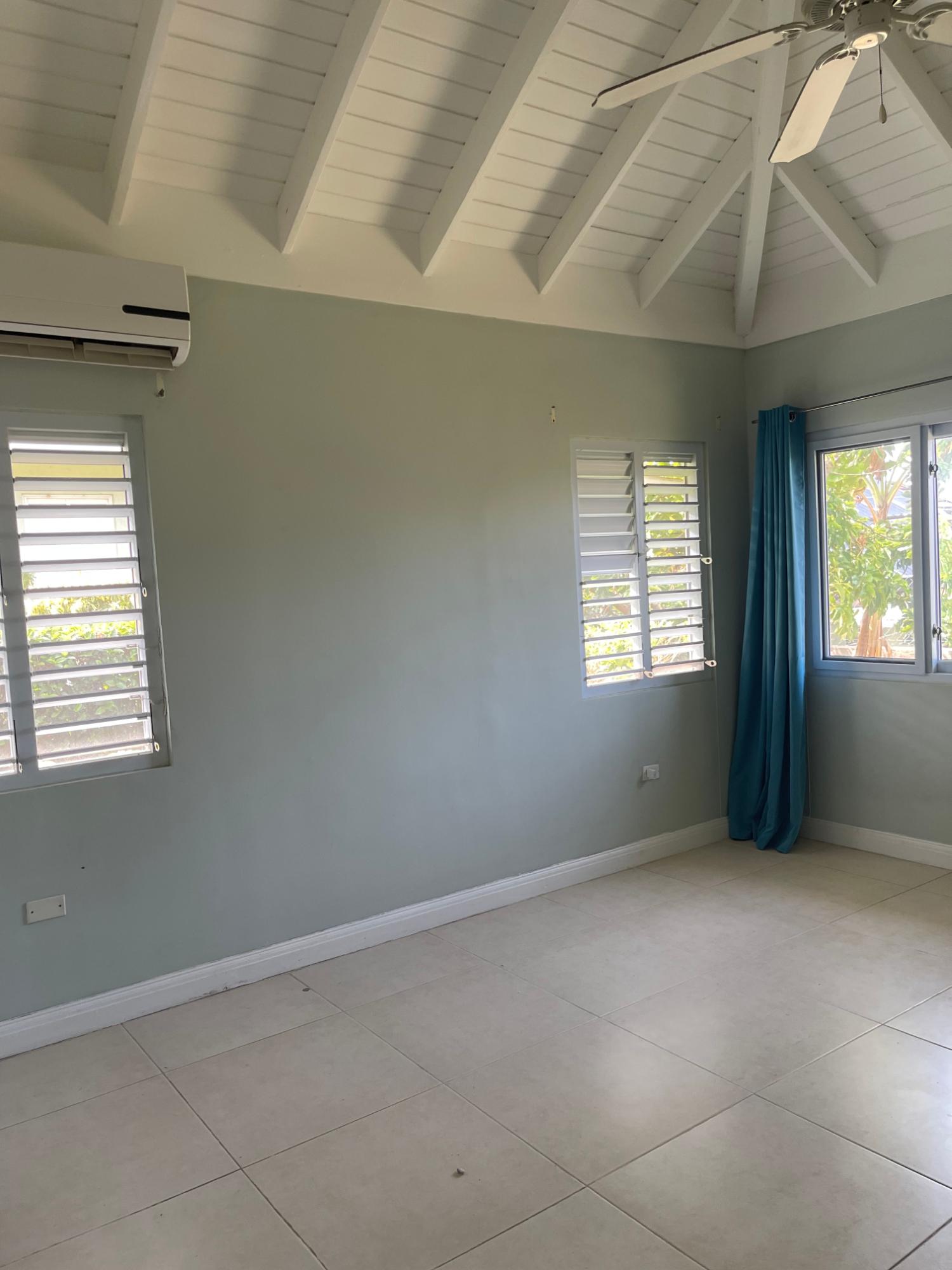 House For Rent: COOL SHADE, Laughlands | $1,400 photo 22