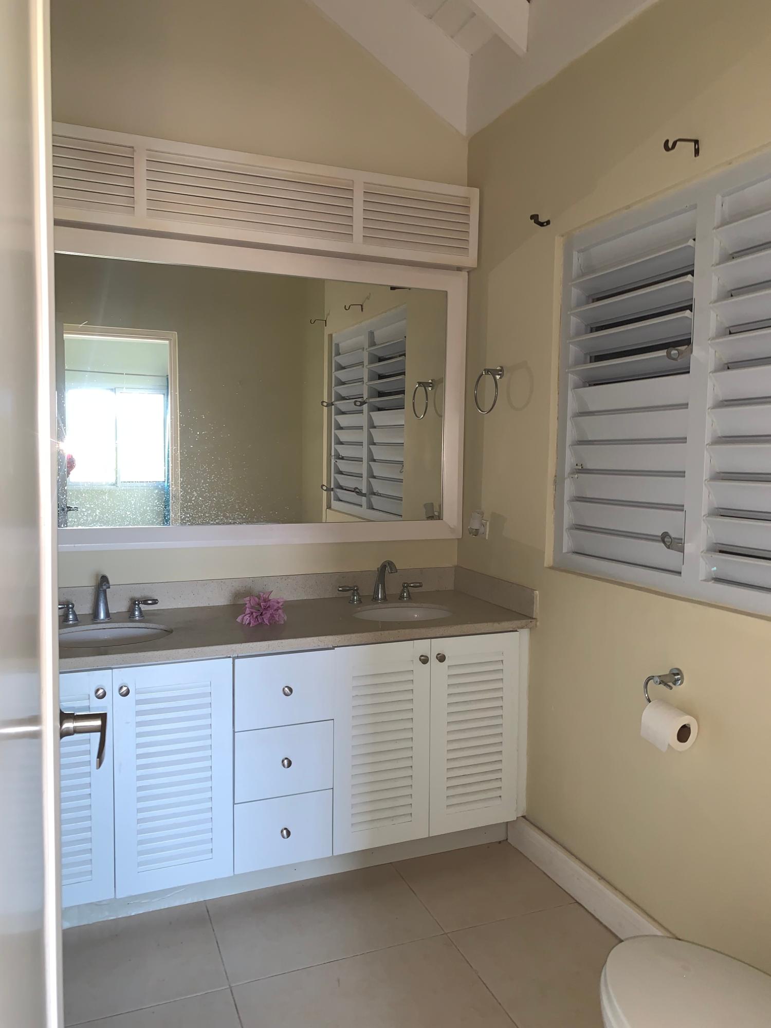 House For Rent: COOL SHADE, Laughlands | $1,400 photo 23