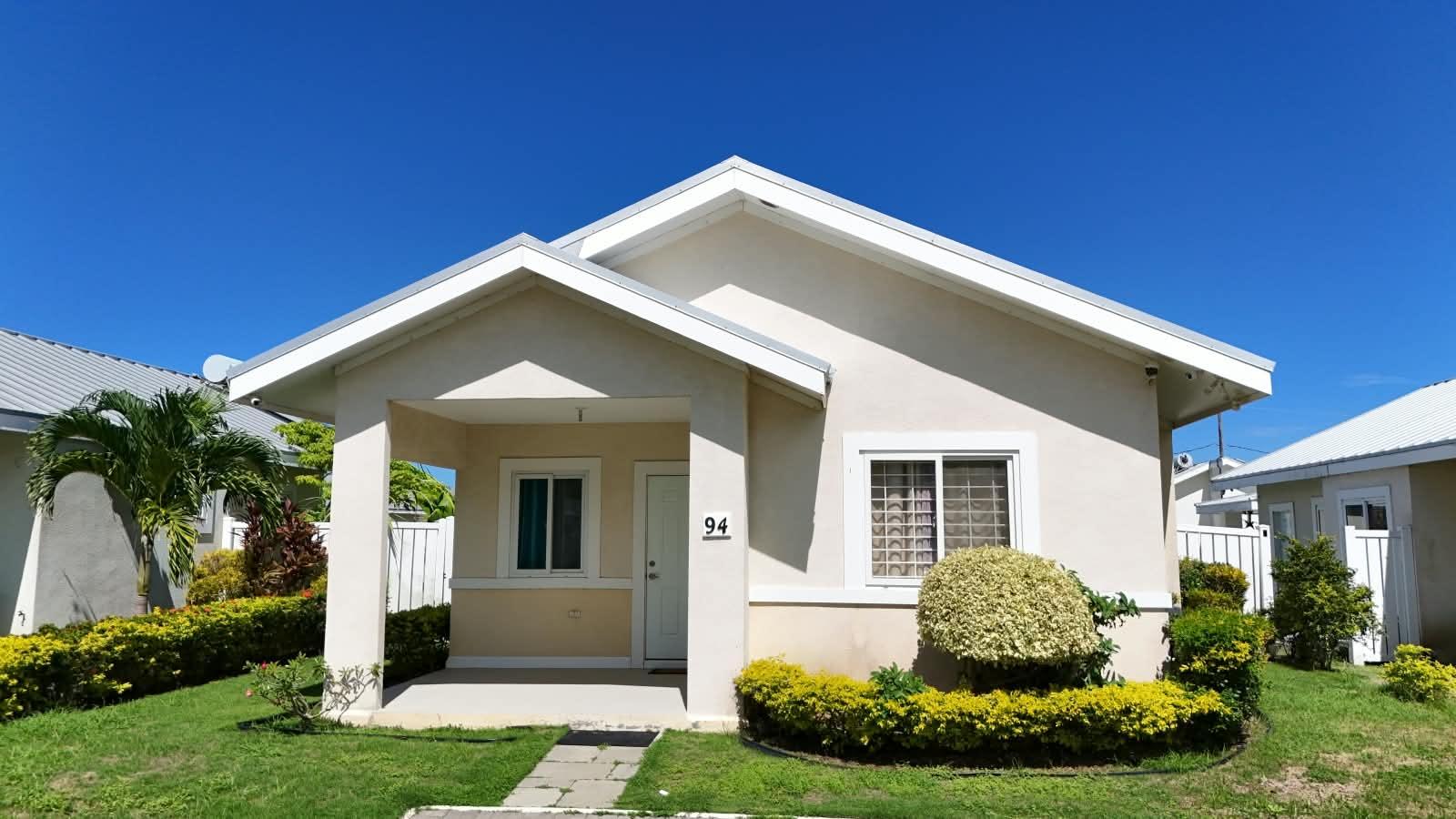 House For Rent: SEASHORE EAST, Lucea | $1,350 photo 3