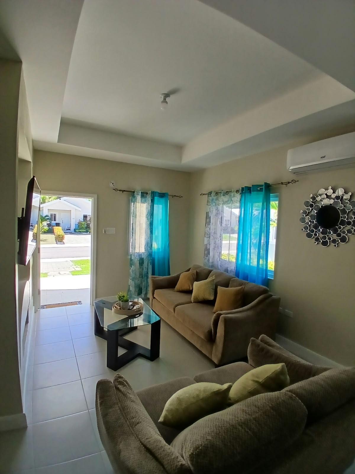 House For Rent: SEASHORE EAST, Lucea | $1,350 photo 11