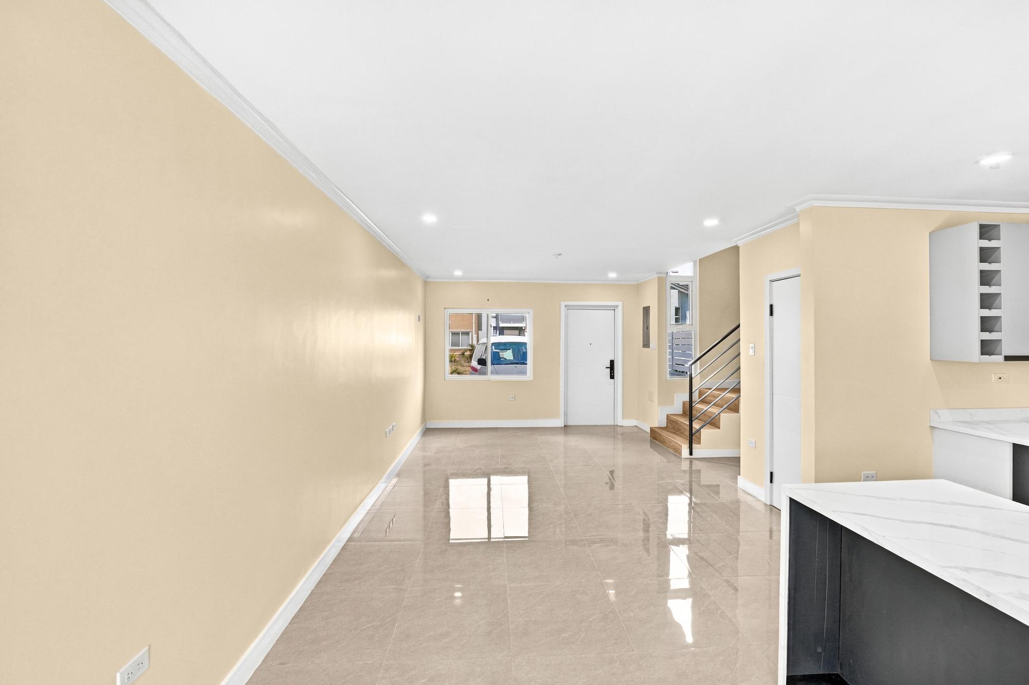 Townhouse For Rent: CHESTER CREEK, Westchester | $160,000 photo 10