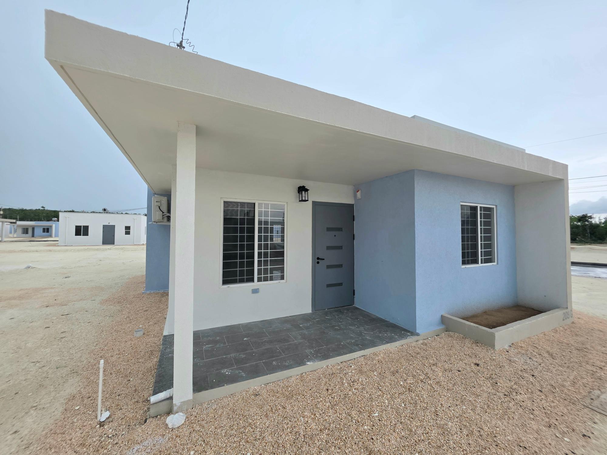 House For Rent: CORAL SPRING ESTATES, Coral Spring | $150,000 photo 2