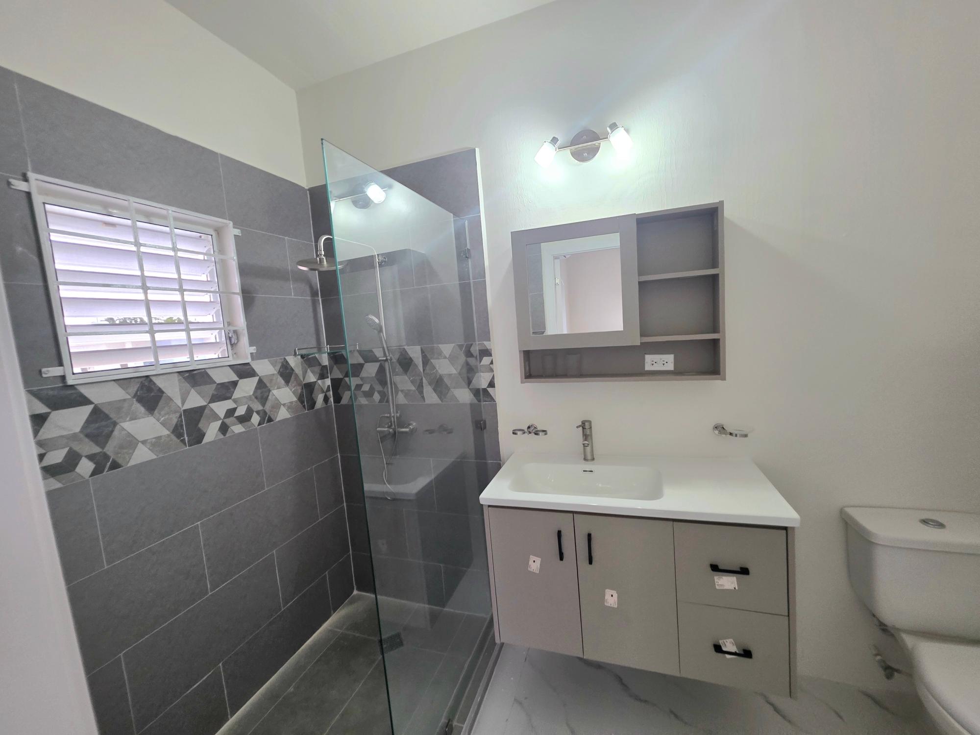 House For Rent: CORAL SPRING ESTATES, Coral Spring | $150,000 photo 13