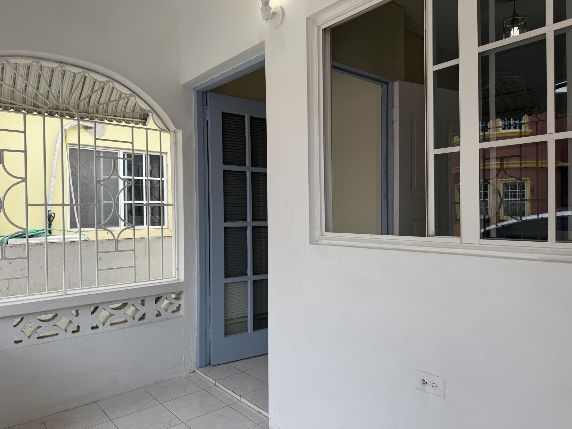 House For Rent: SOUTH WEST 37TH WAY, West Chedwin | $130,000 photo 3