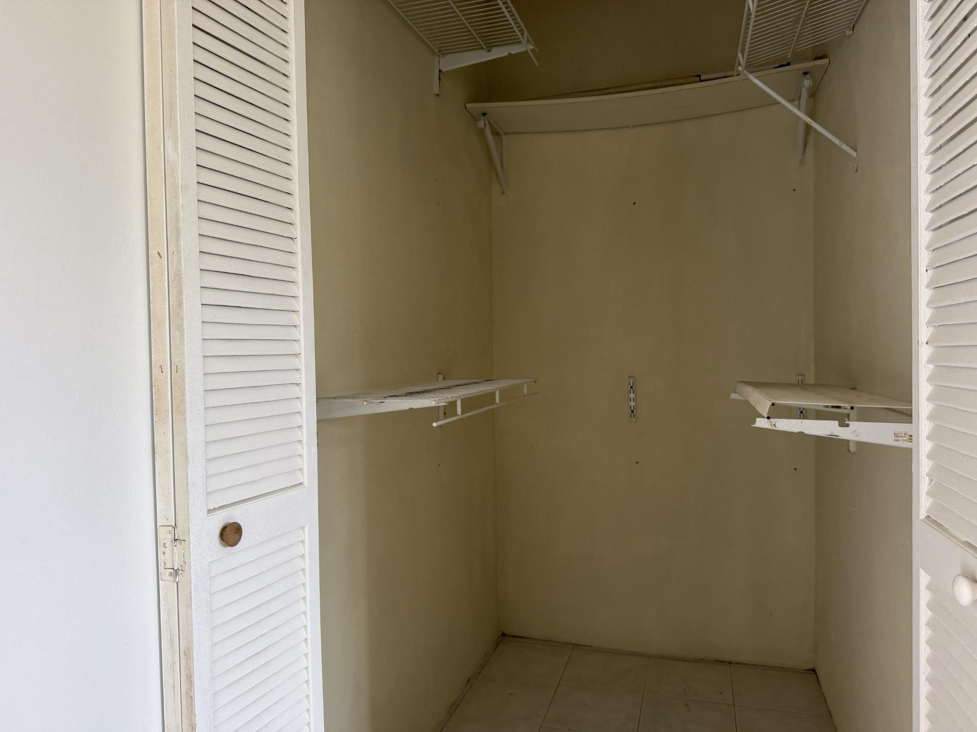 House For Rent: SOUTH WEST 37TH WAY, West Chedwin | $130,000 photo 14
