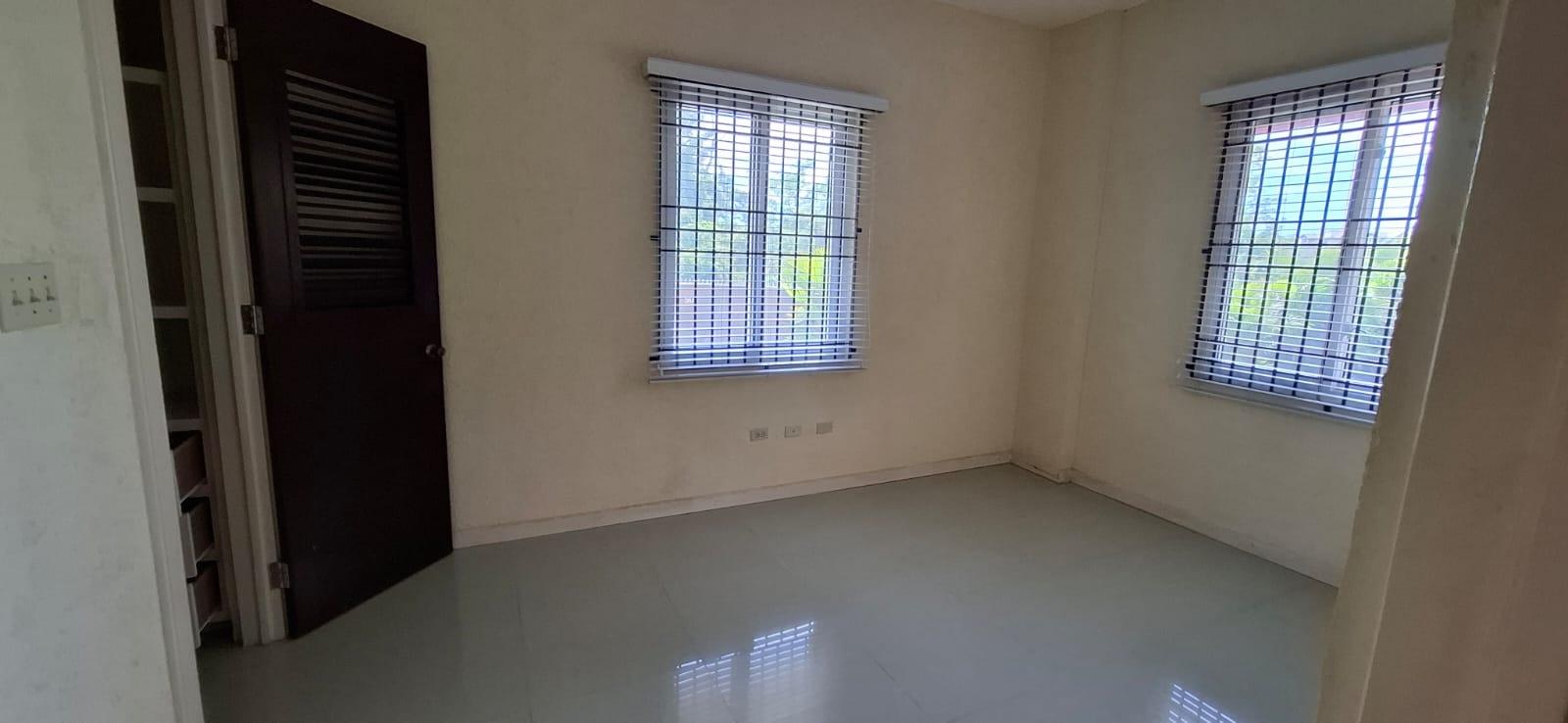 Apartment For Rent: CONDO AT DRUMBLAIR, WASHI, Constant Spring P.O. | $160,000 photo 11