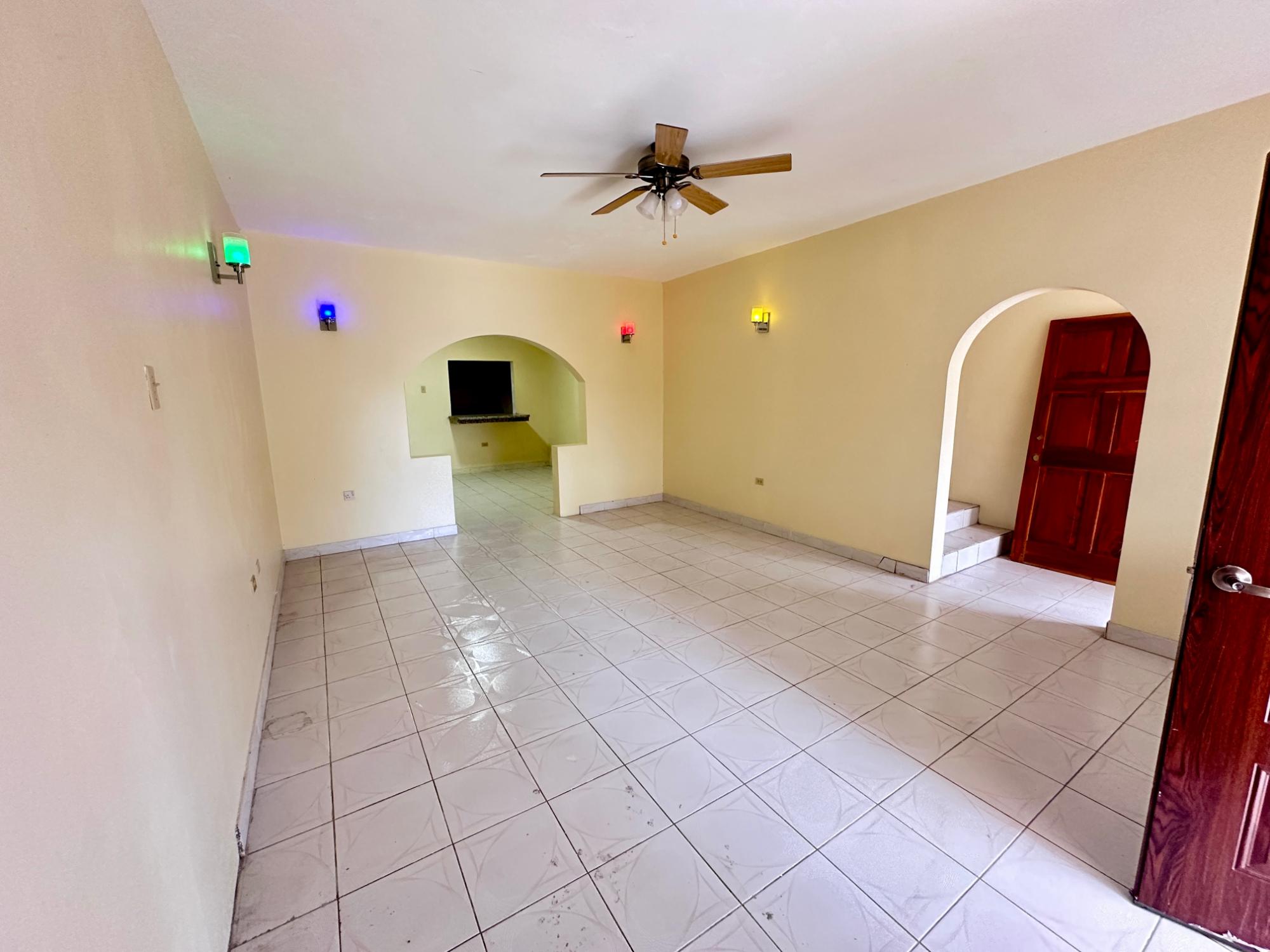 Apartment For Rent: BLOCK 14, PART OF NORTHER, Lilliput | $80,000 photo 5