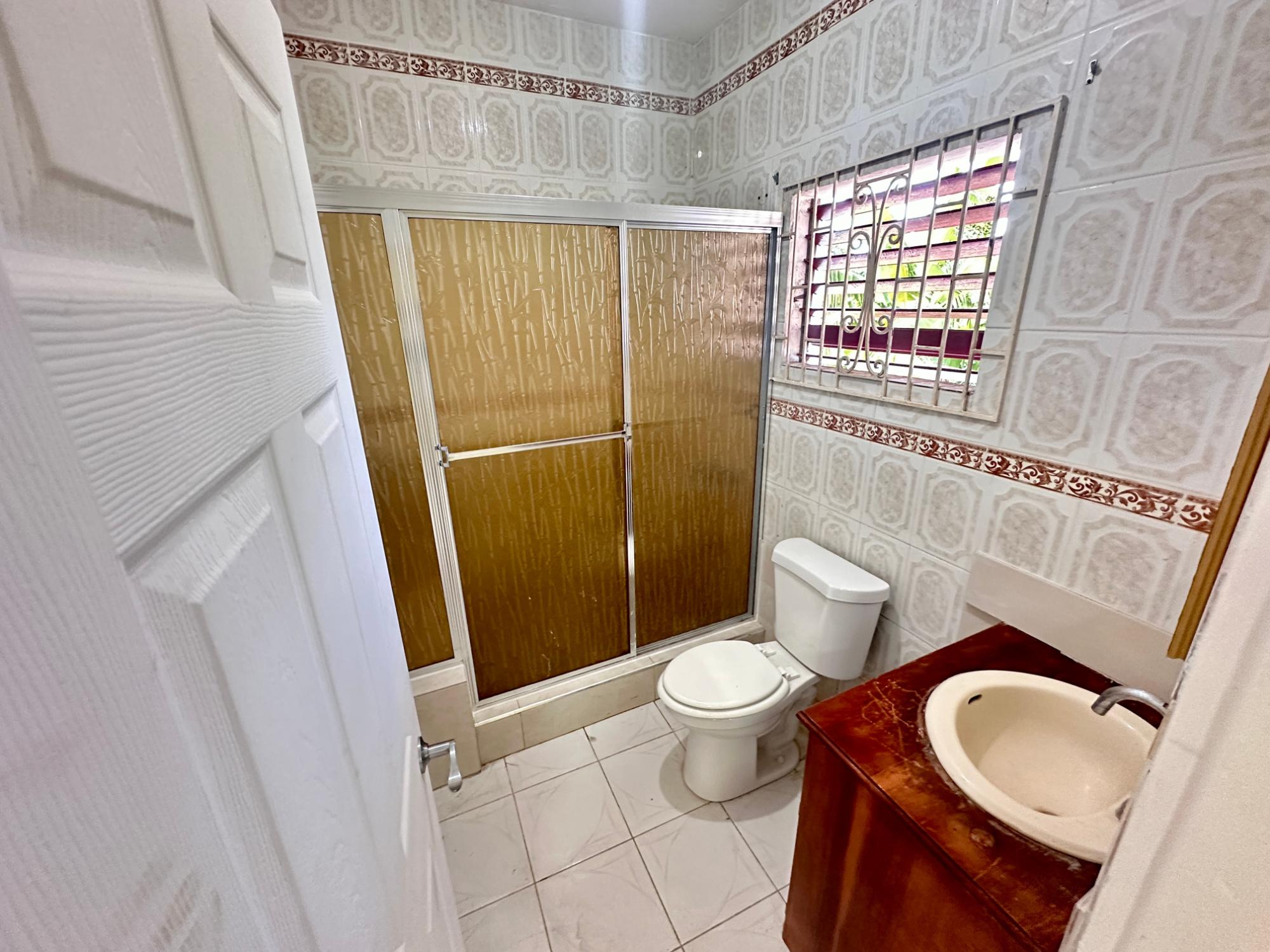 Apartment For Rent: BLOCK 14, PART OF NORTHER, Lilliput | $80,000 photo 13