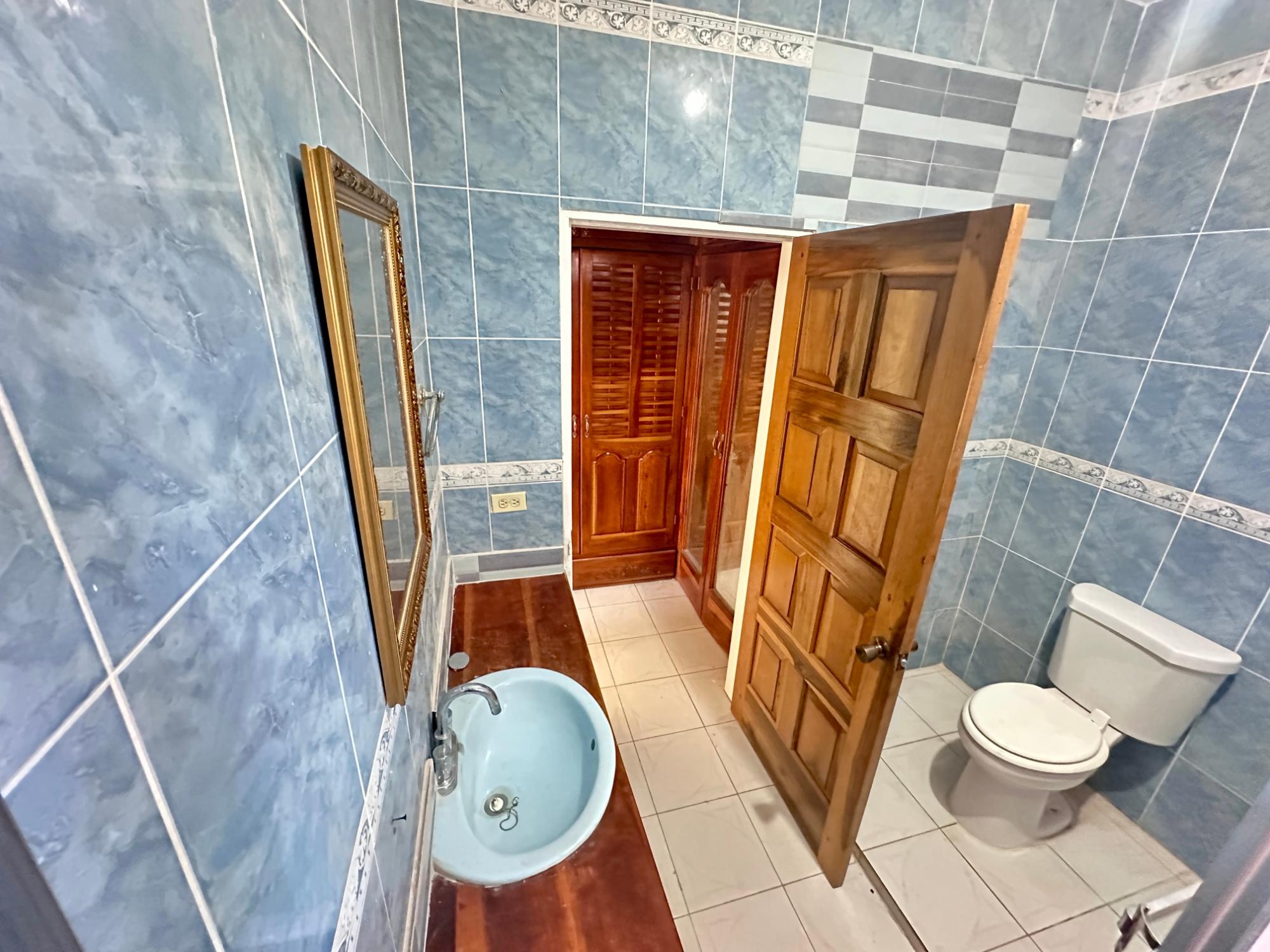 Apartment For Rent: BLOCK 14, PART OF NORTHER, Lilliput | $80,000 photo 18