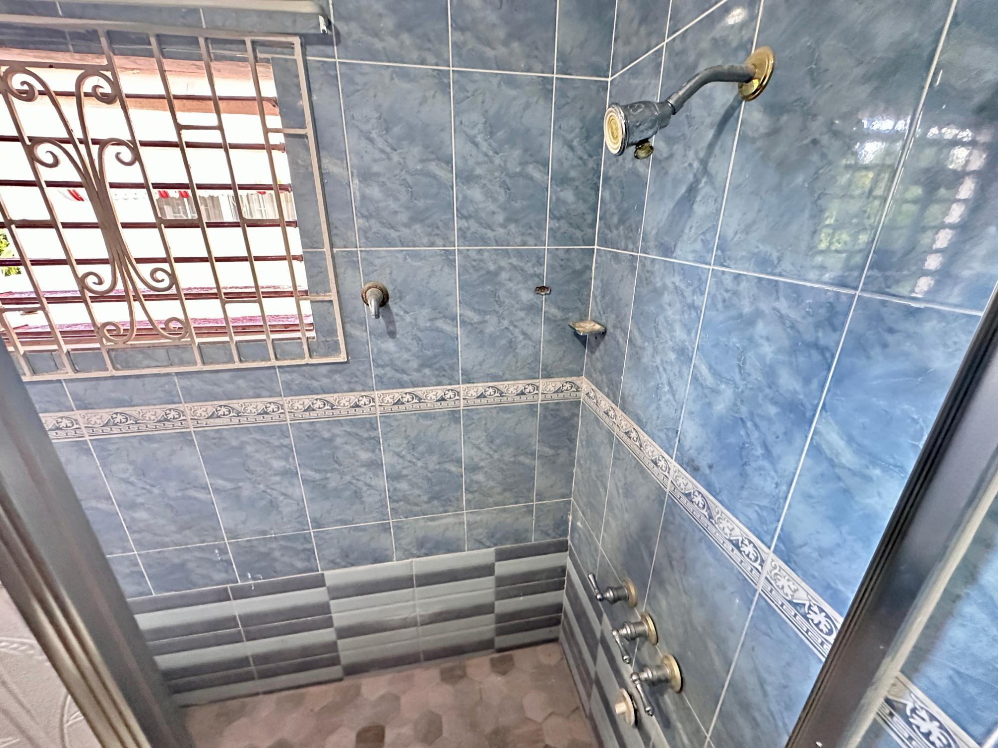 Apartment For Rent: BLOCK 14, PART OF NORTHER, Lilliput | $80,000 photo 19