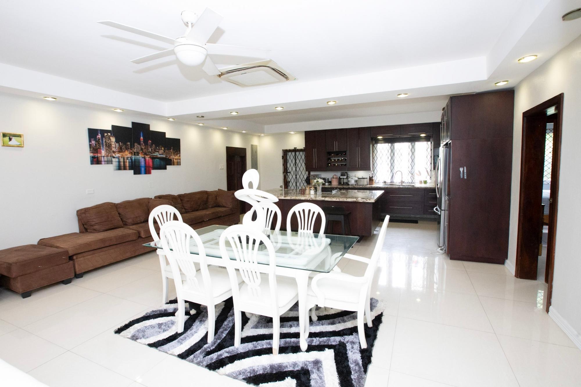 House For Sale: OLD STONY HILL ROAD, Kingston 9 | $150,000,000 photo 5