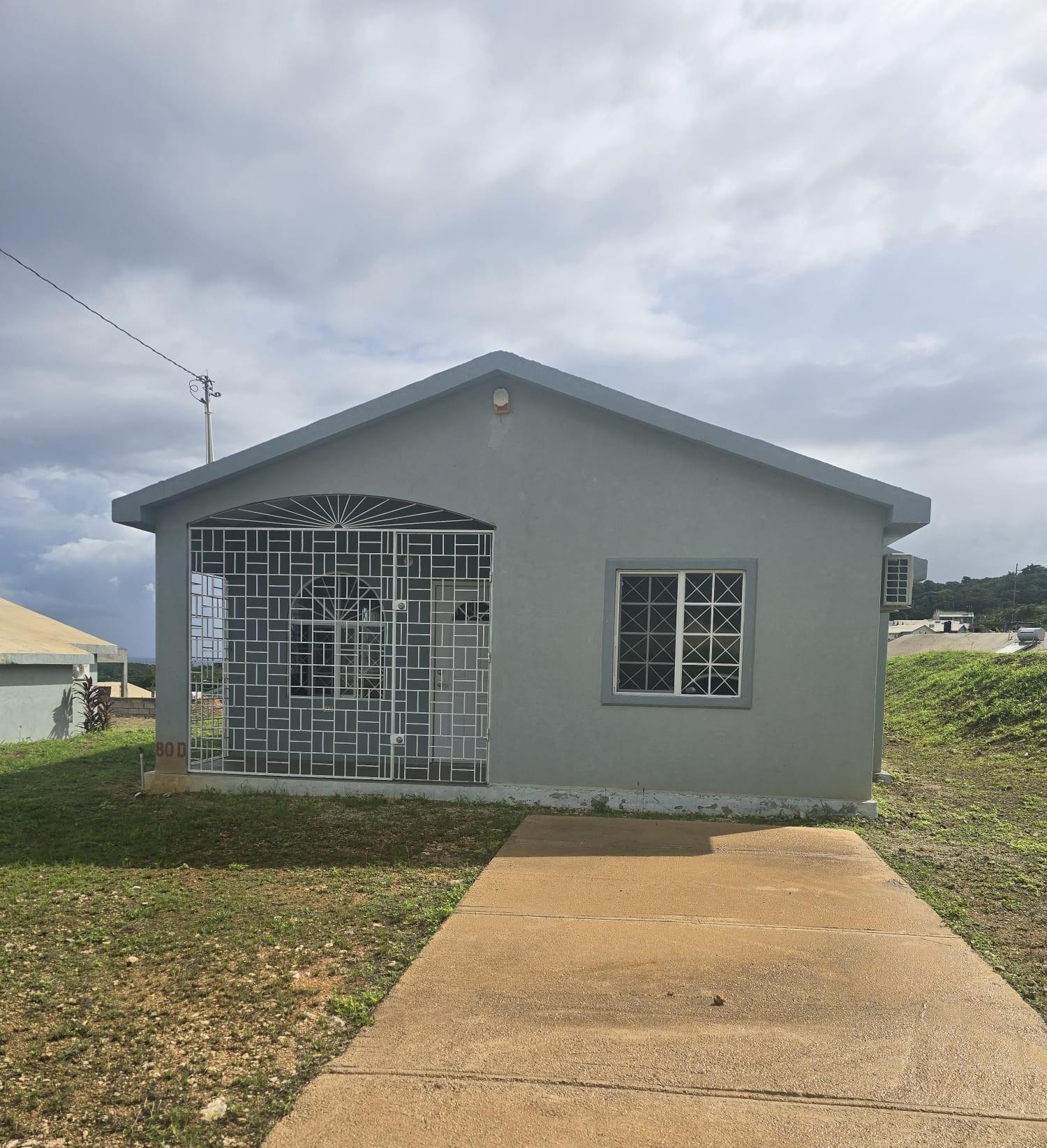 House For Rent: CAMELOT VILLAGE, Discovery Bay | $125,000 photo 2