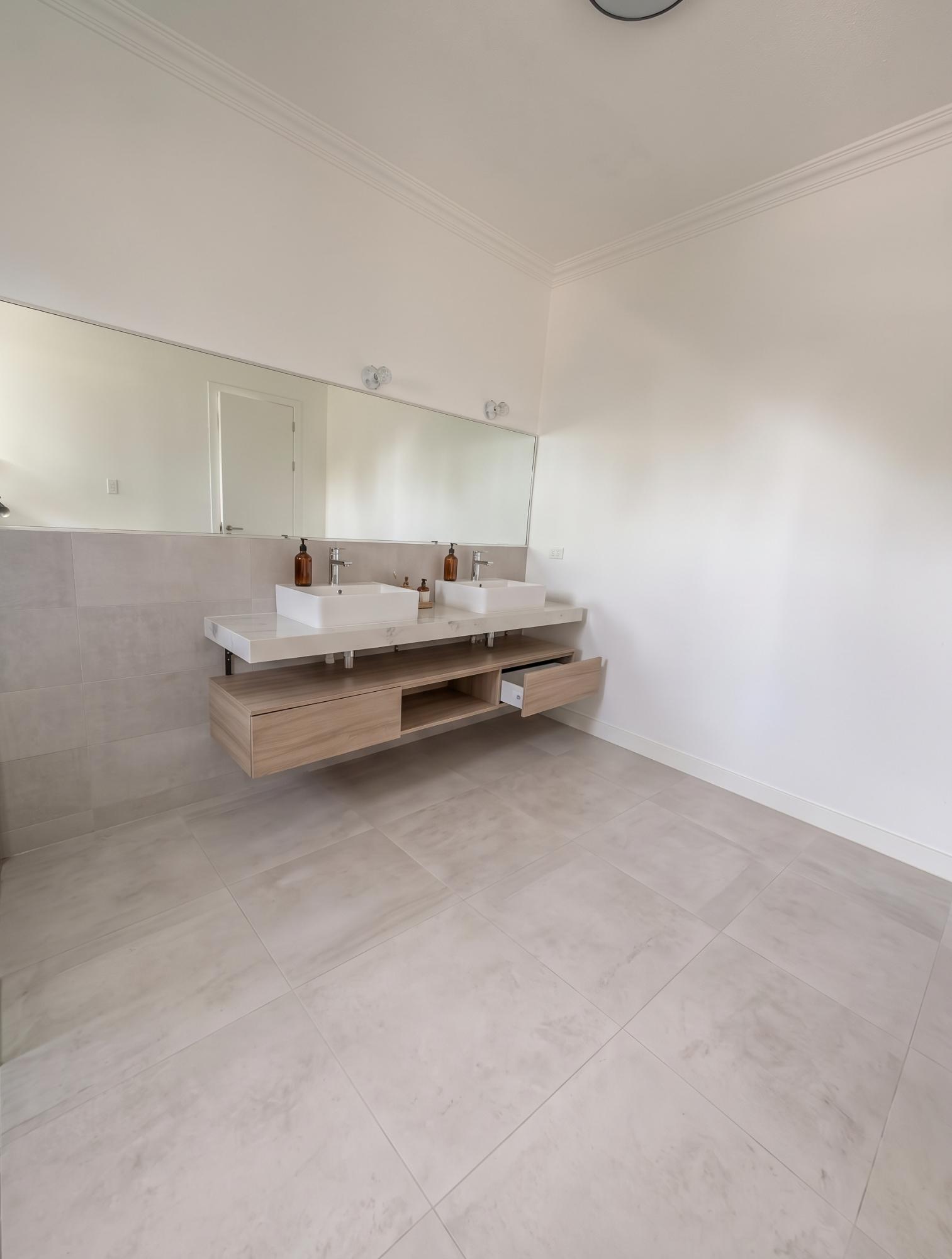 Townhouse For Sale: KIRKLAND CRESCENT, RED HI, Red Hills | $70,000,000 photo 15