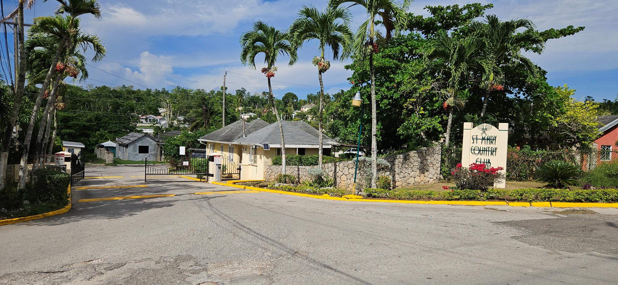 House For Rent: ST MARY COUNTRY CLUB, ST, Prospect | $1,050