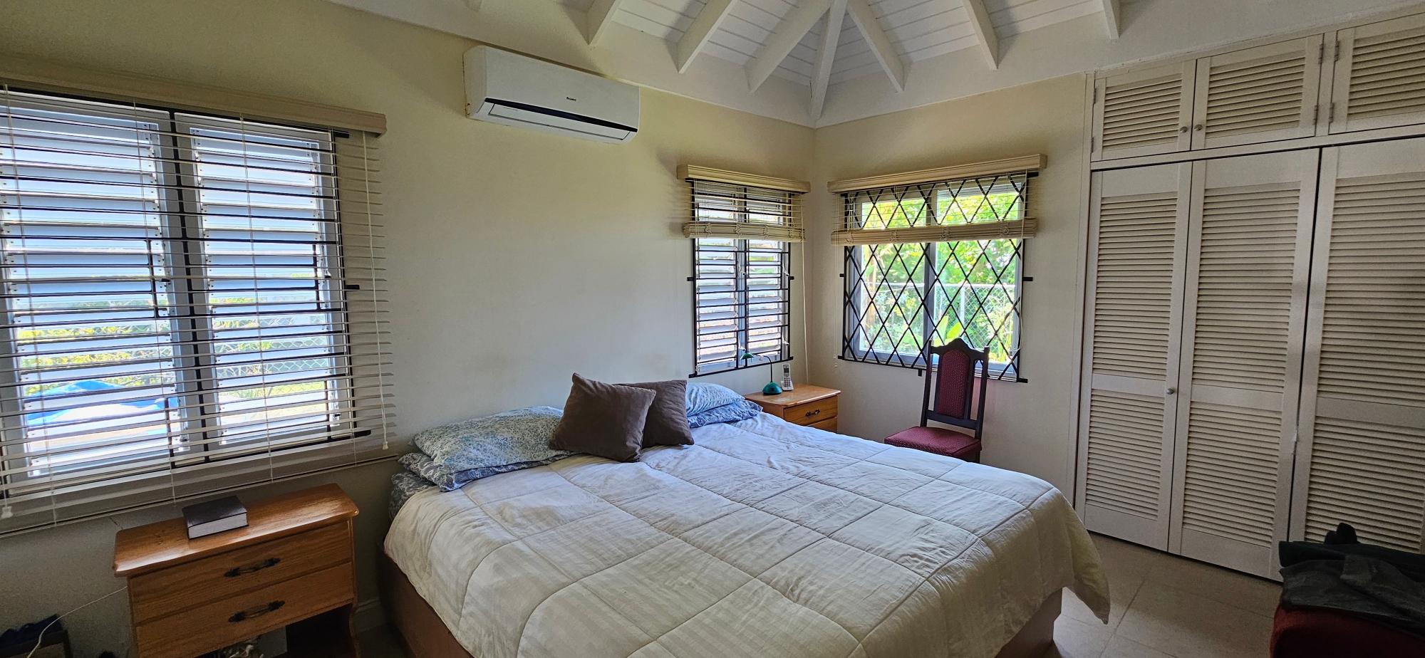 House For Sale: BAMBOO AVENUE, COOLSHADE,, Laughlands | $65,000,000 photo 16