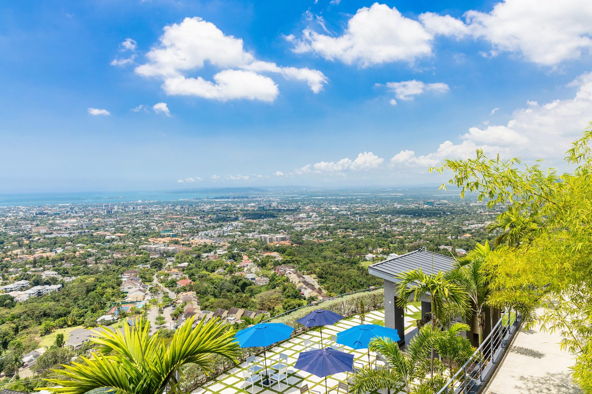 Apartment For Sale: SPYGLASS, Kingston 6 | $600,000 photo 7