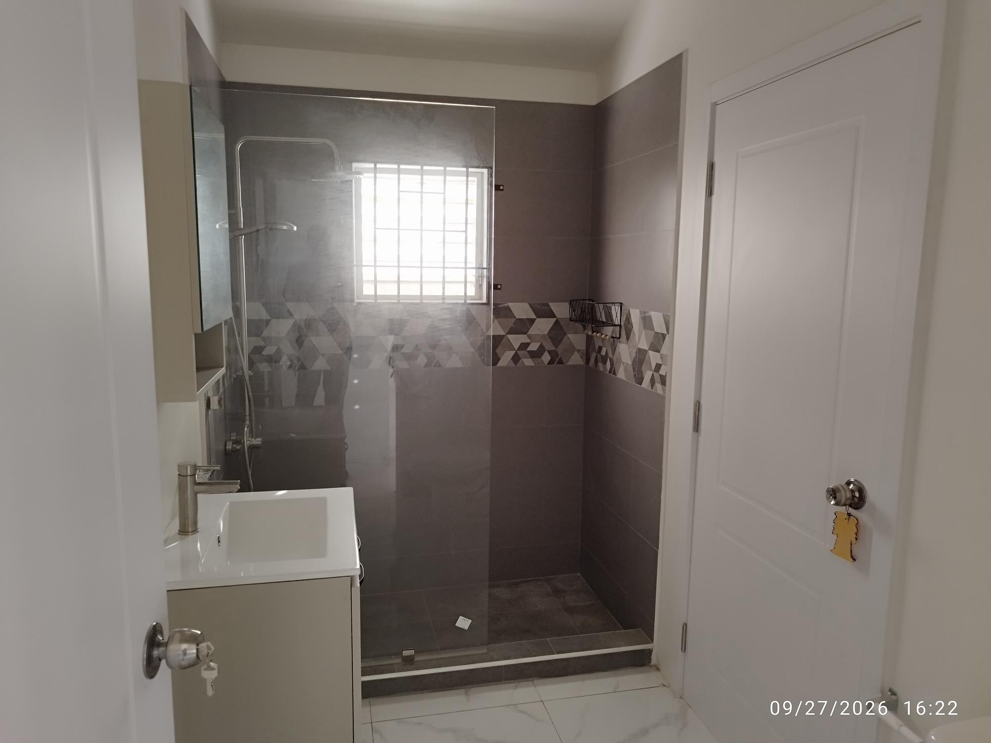 House For Rent: CAYENNE CRESCENT, PHOENIX, Phoenix Park | $135,000 photo 7