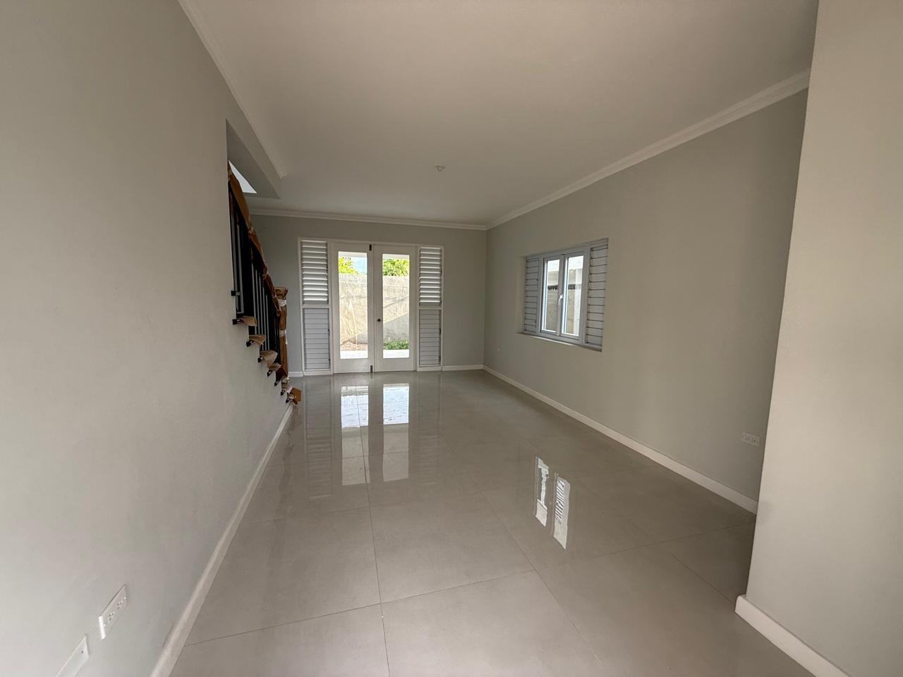 Townhouse For Sale: LIGUANEA AVENUE, Kingston 6 | $1,100,000 photo 8