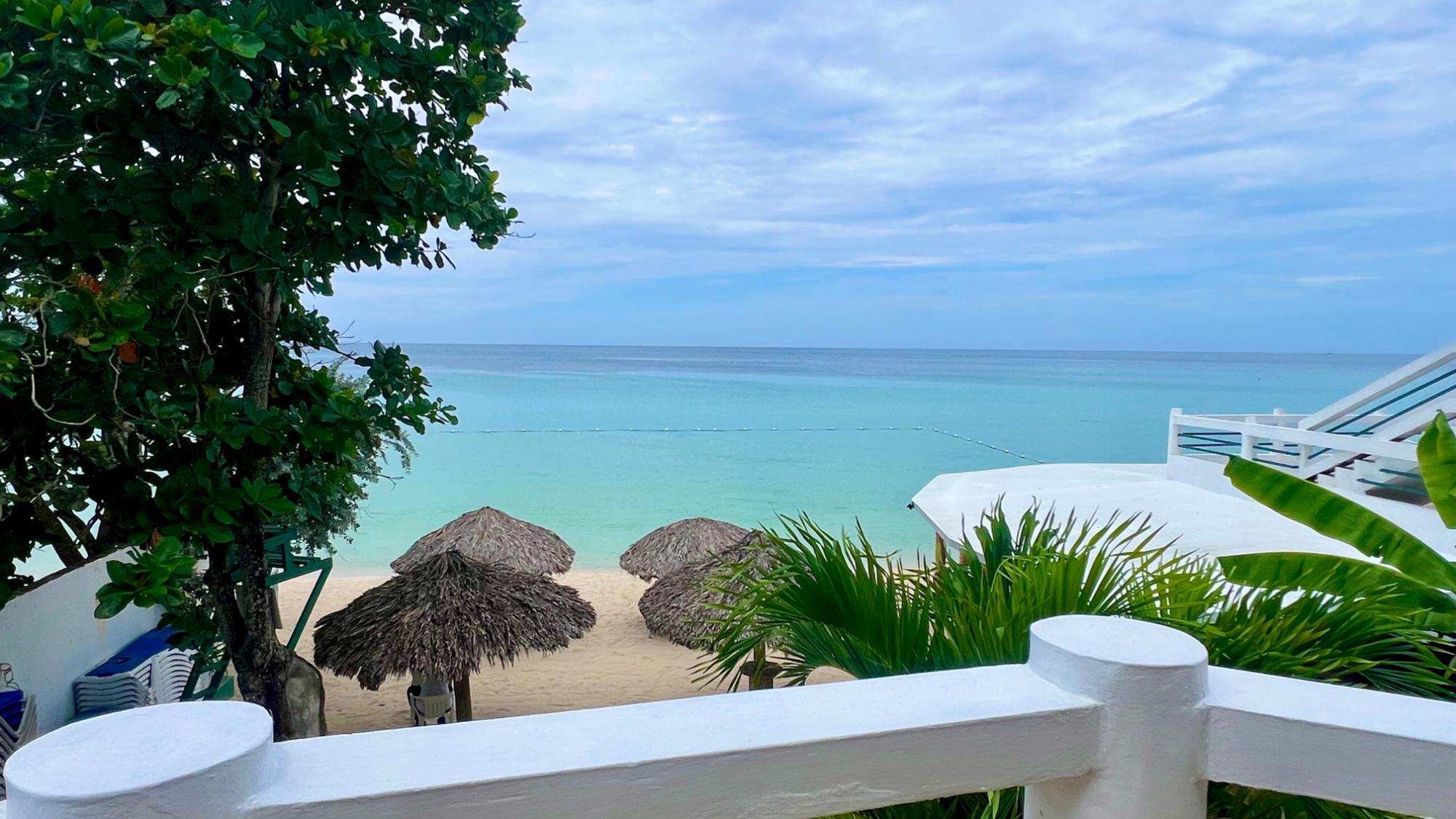 Apartment For Sale: NORMAN MANLEY BOULEVARD, Negril | $600,000 photo 2