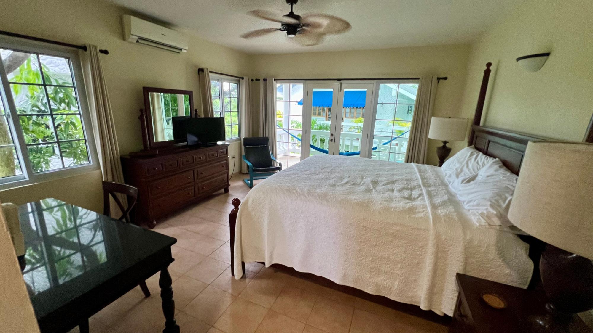 Apartment For Sale: NORMAN MANLEY BOULEVARD, Negril | $600,000 photo 6